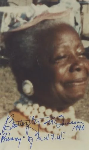 Butterfly McQueen — Butterfly McQueen Gone with the Wind Signed 4x6.5 Cut Photo BAS #BK43370, image 3