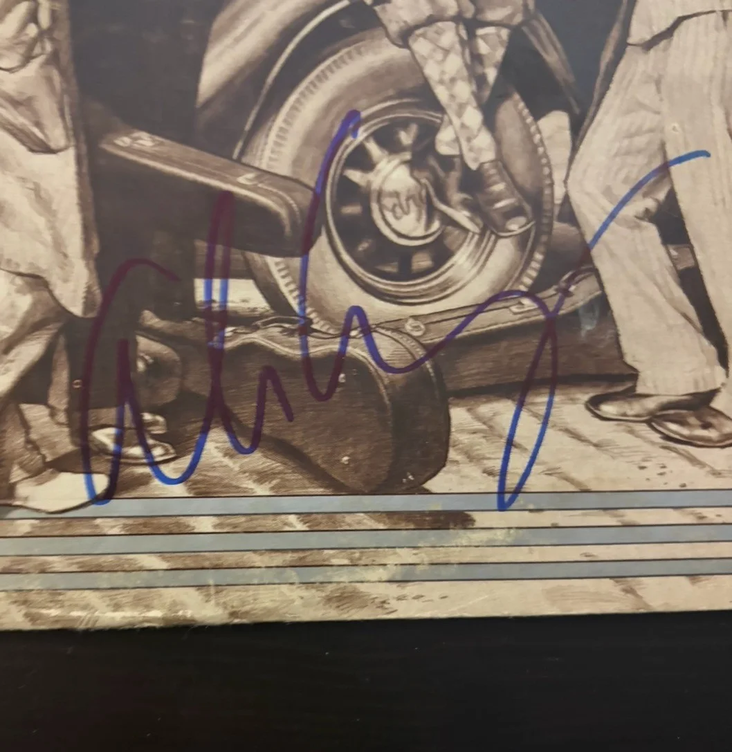 Alice Cooper signed Alice Cooper’s Greatest Hits LP Vinyl Autographed, image 2
