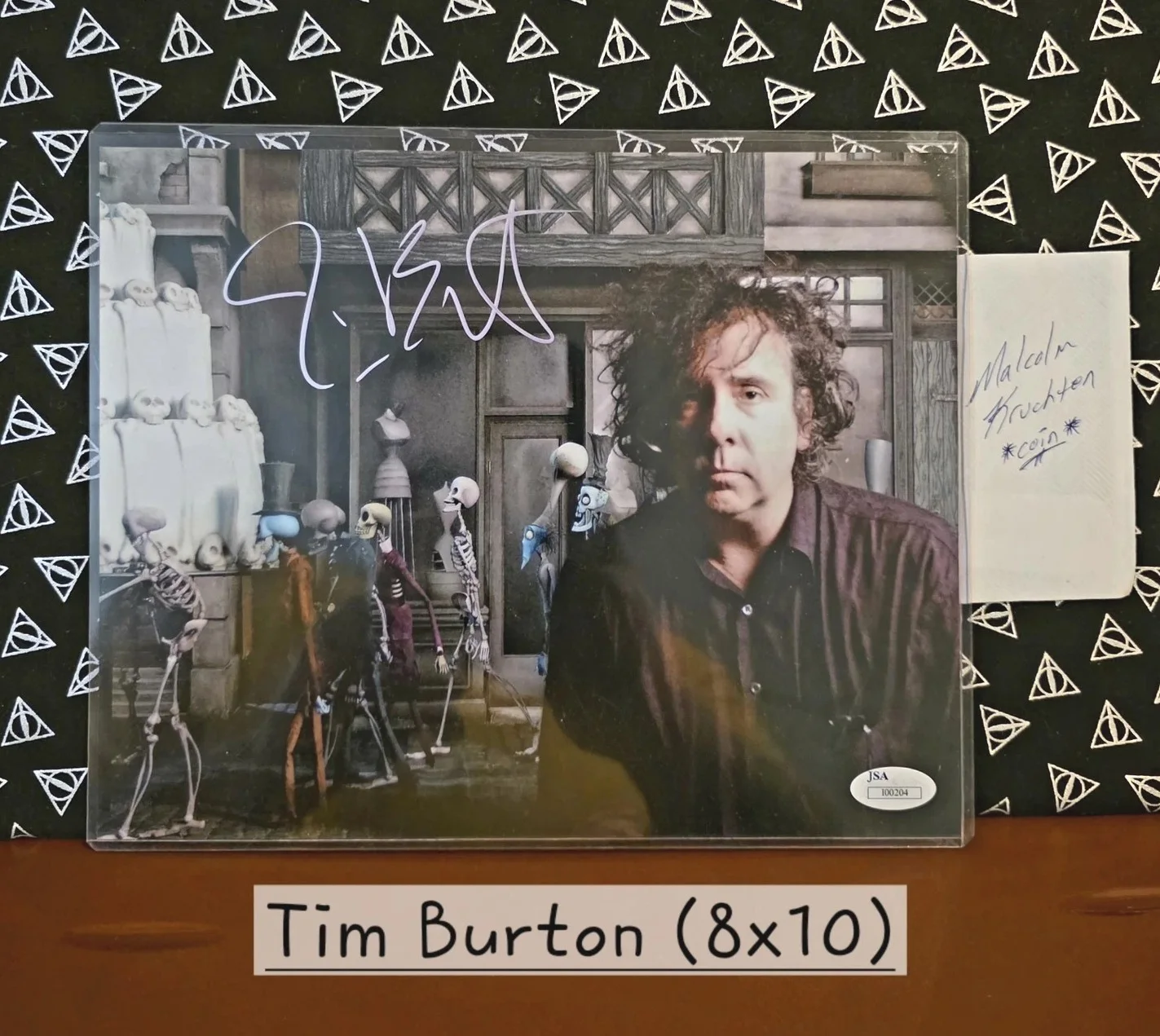 Tim Burton — Tim Burton Signed Original 8x10 Movie Photo JSA Authenticated
