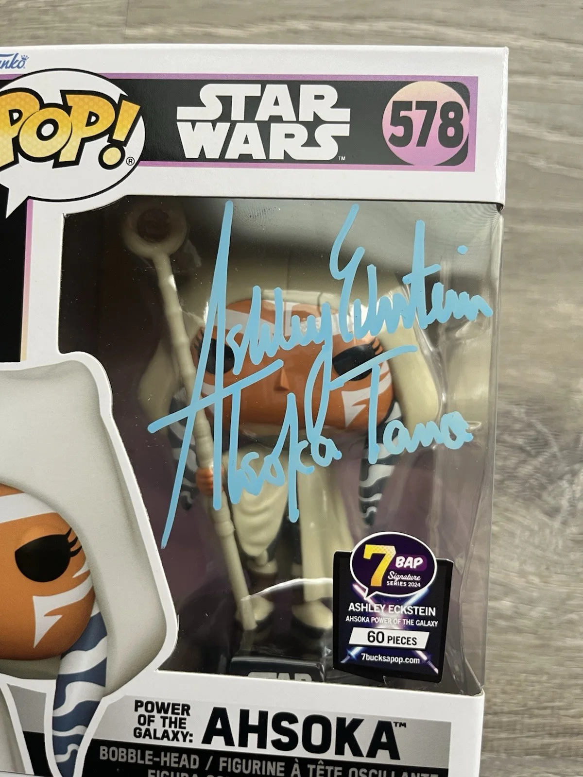 Ashley Eckstein — Ashley Eckstein Signed Ahsoka Tano Funko Pop JSA COA 7BAP Star Wars #578, изображение 4