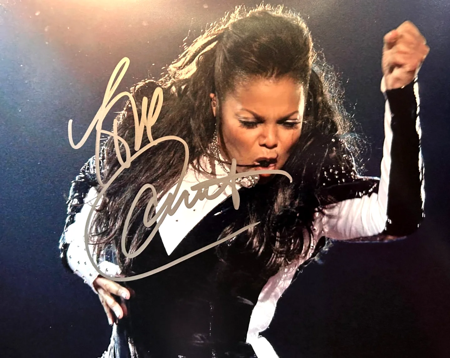 JANET JACKSON Signed Original 8x10" Authentic Autograph w/COA Certificate, image 3