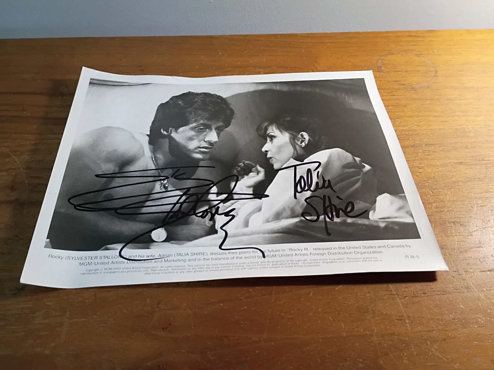 ORIGINAL ROCKY III SIGNED SYLVESTER STALLONE & TALIA SHIRE B/W FILM PHOTO STILL, изображение 2