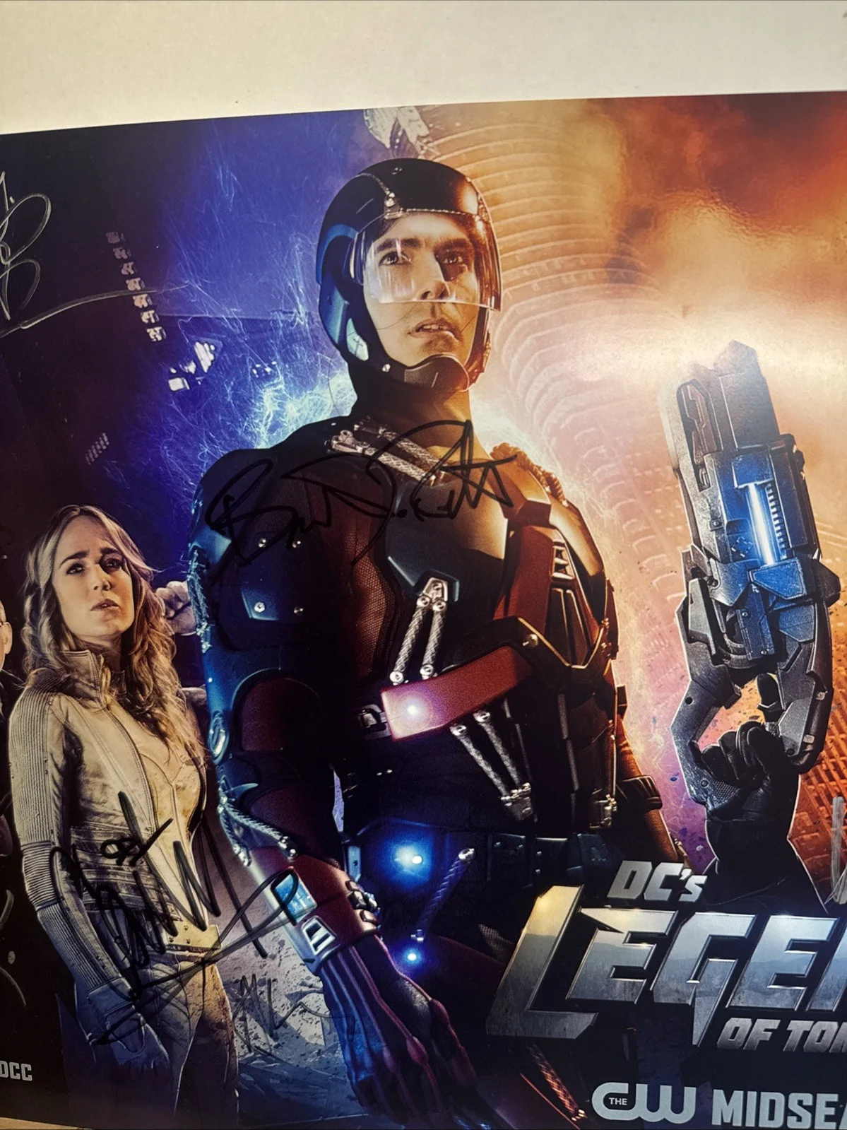 Dc Legends Of Tomorrow Signed Cast Poster 2015 11 Signatures Rare 2015 Comic Con, изображение 3