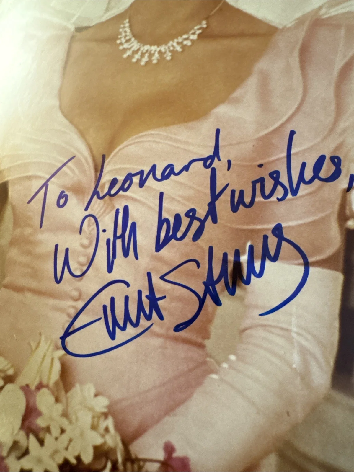 Emma Samms — Emma Samms- Signed Autograph Color 8x10 Photo - Rare Dynasty Wedding, изображение 2