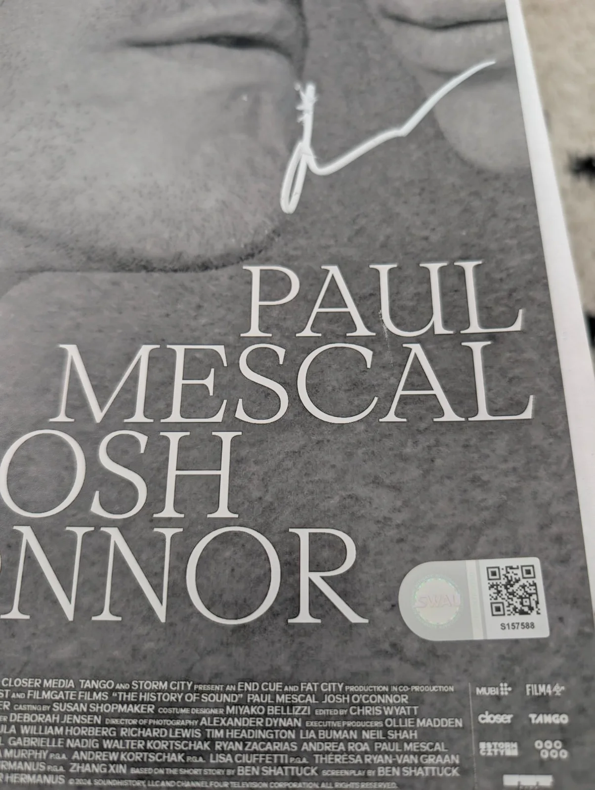JOSH O'CONNOR signed 12X18 PHOTO The History of Sound poster SWAU Coa, изображение 2