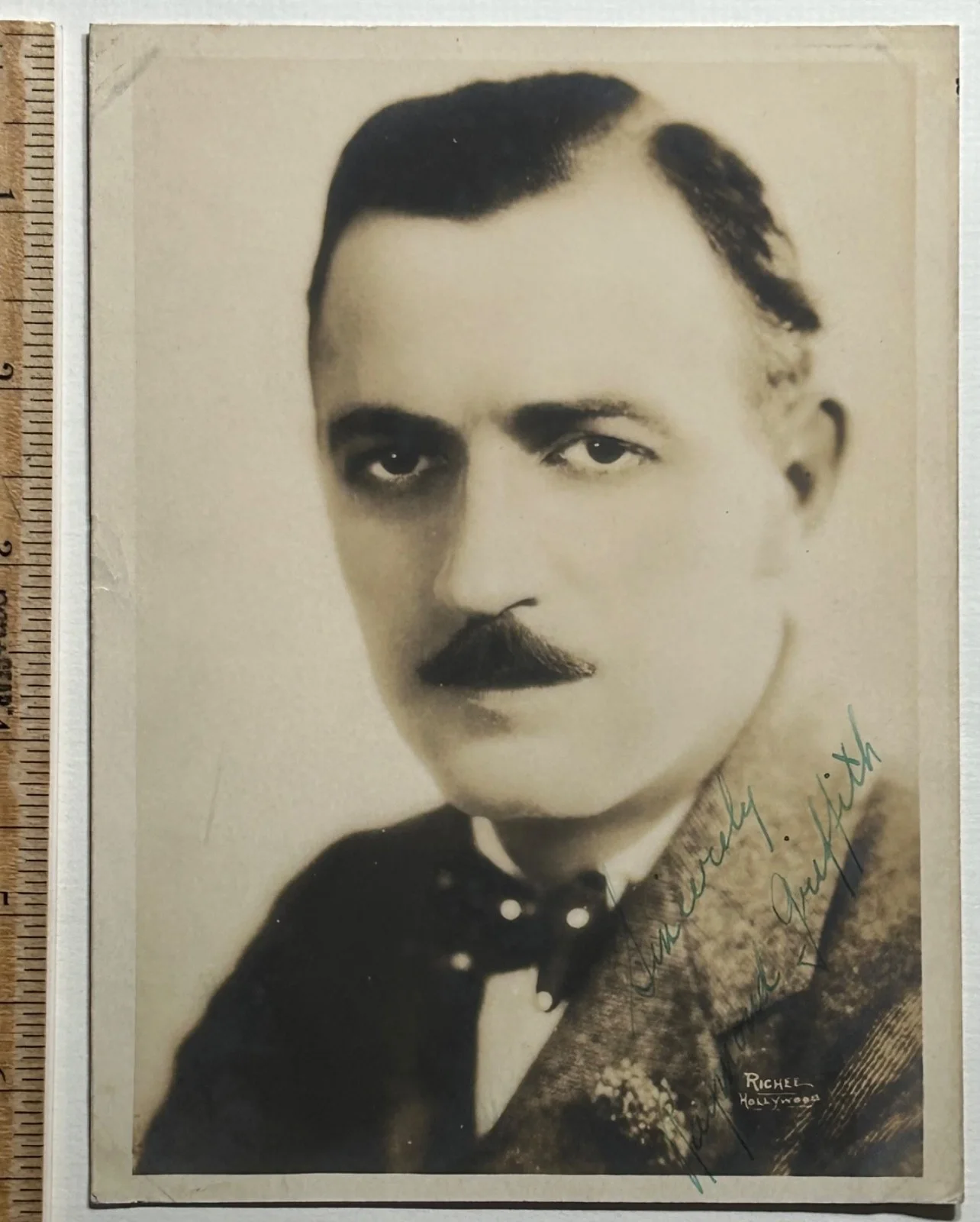 RAYMOND GRIFFITH—SIGNED PHOTO—SILENT COMEDY STAR•All Quiet Western Front, image 2