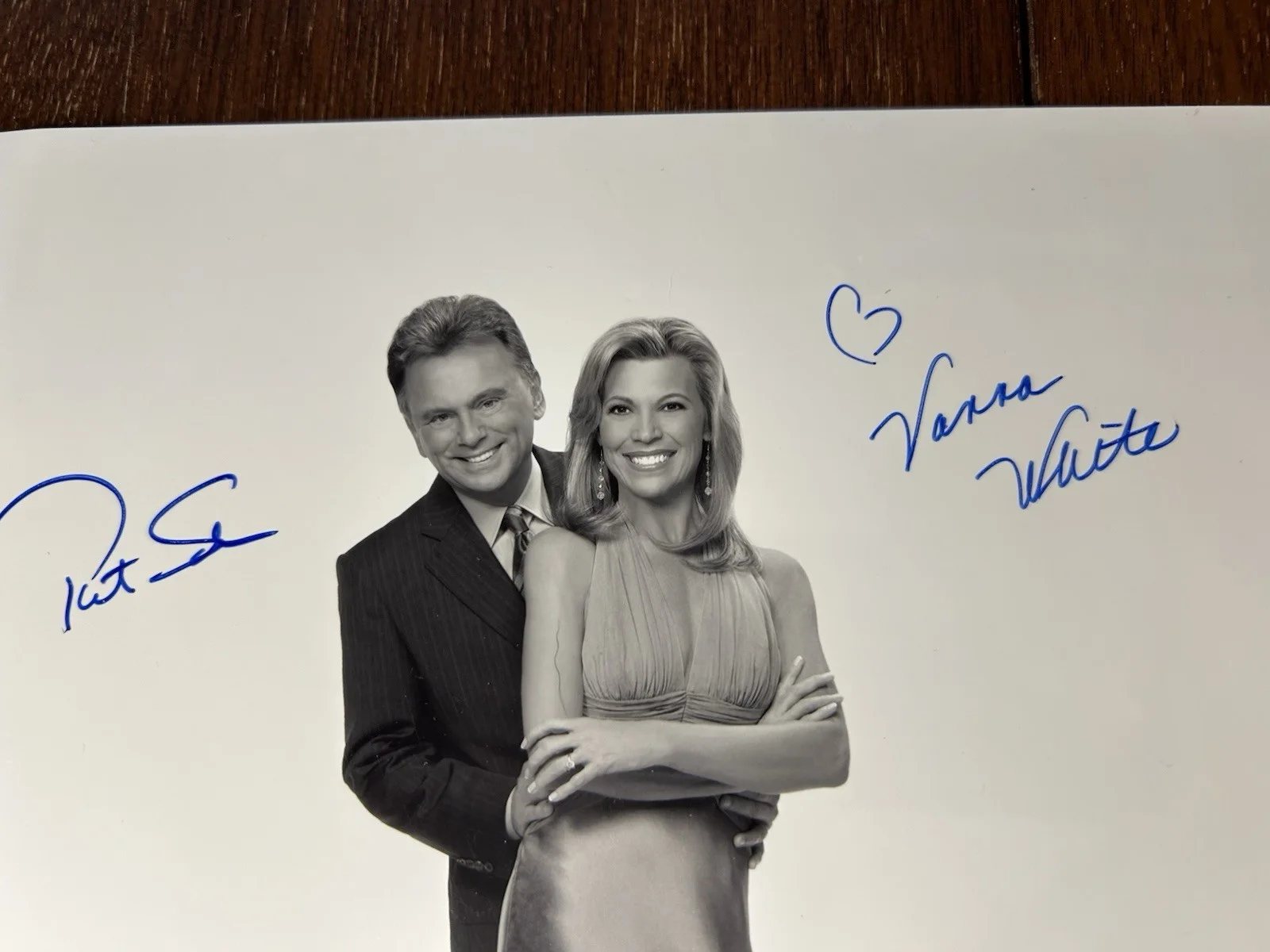 Pat Sajak, Vanna White — Pat Sajak And Vanna White Signed 8x10 Photo Wheel Of Fortune Autograph Duo Game, изображение 3