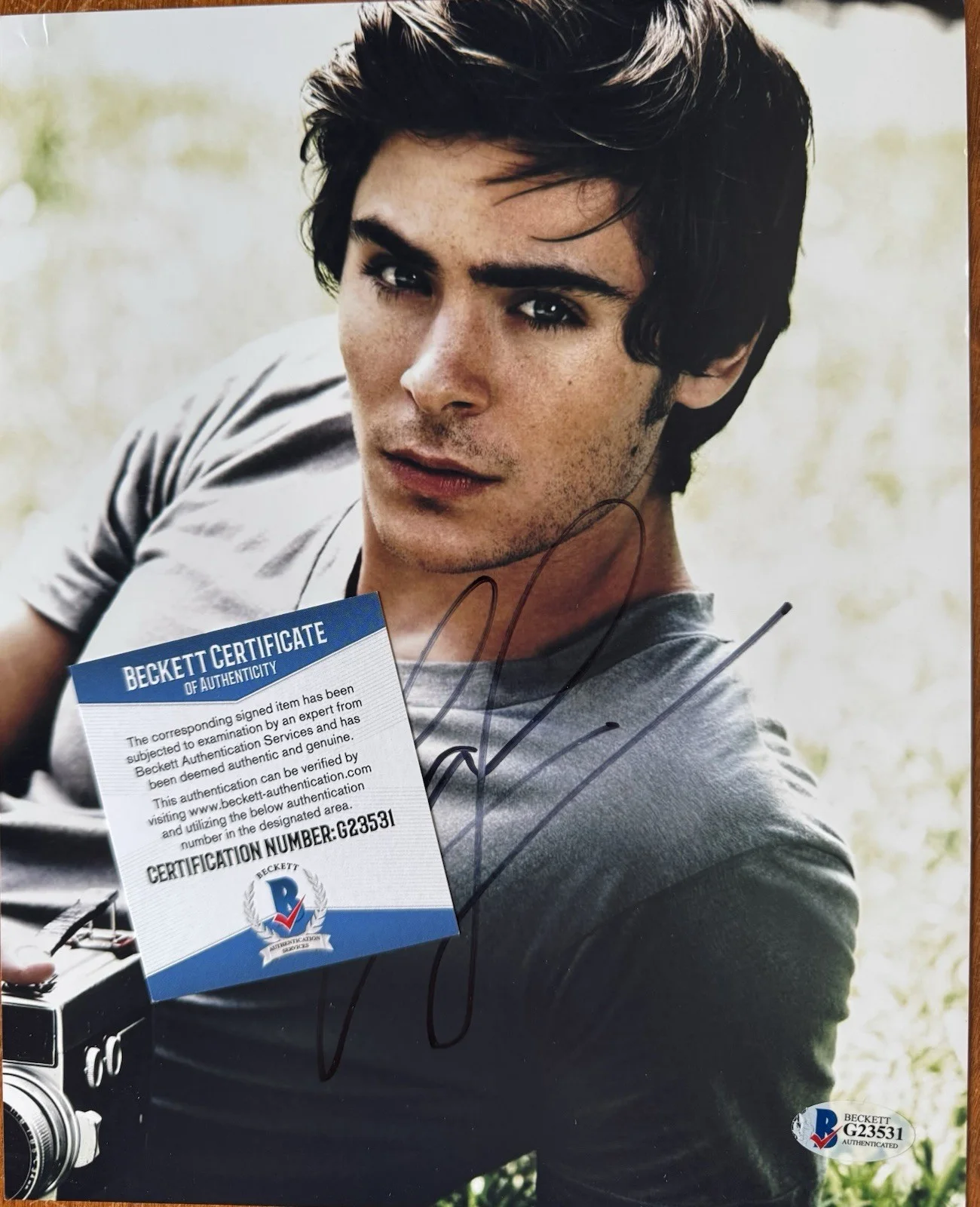Zac Efron — Zac Efron Signed High School Musical Movie 8x10 Photo Beckett BAS, image 3