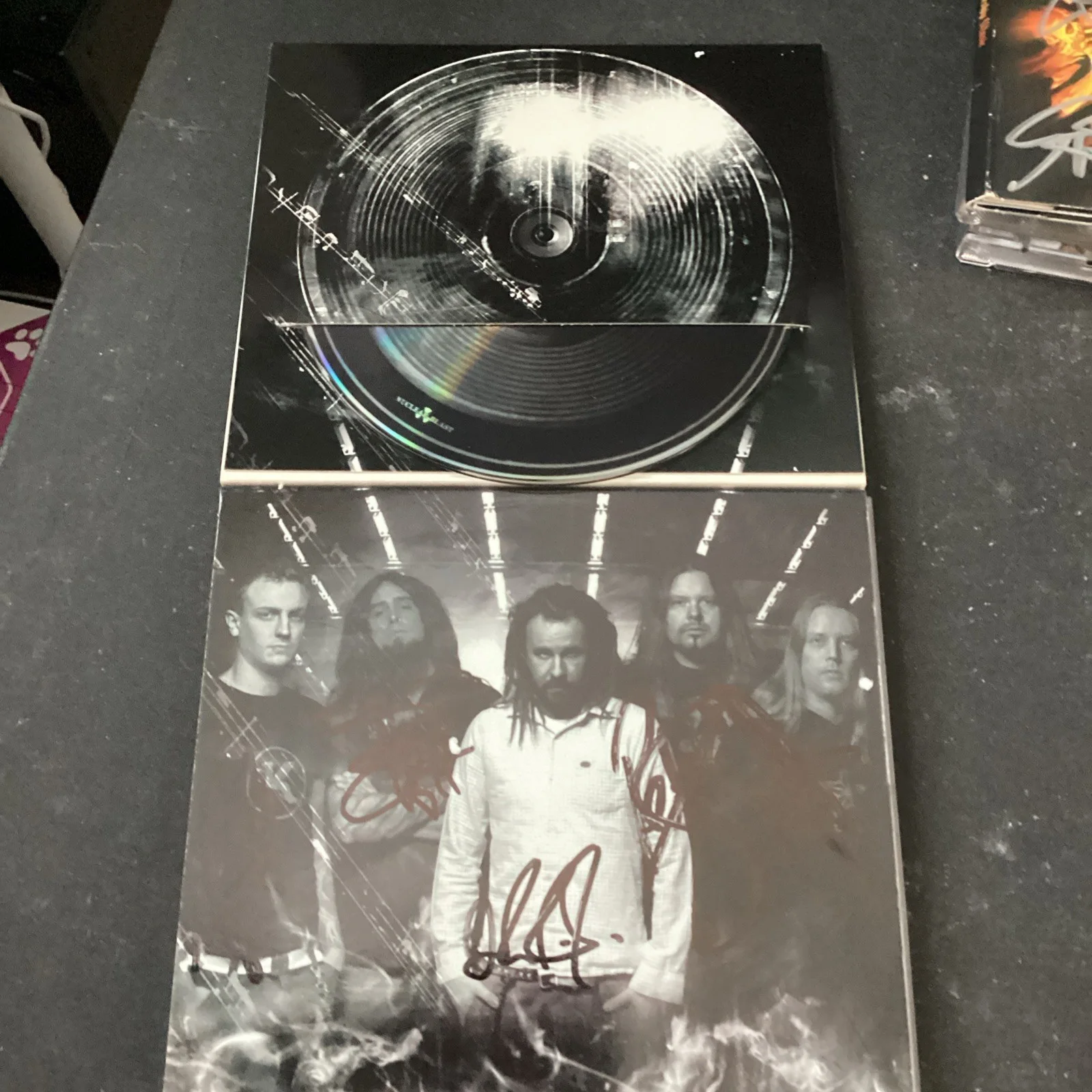 In Flames Soundtrack To Your Escape Autographed CD JSA. Heavy Metal Music, изображение 4