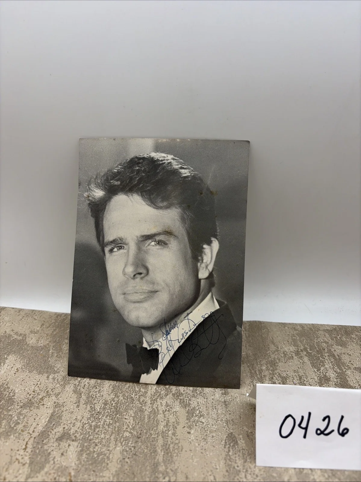 Warren Beatty — WARREN BEATTY Signed 5X7 Photo In Black & White Autographed Picture