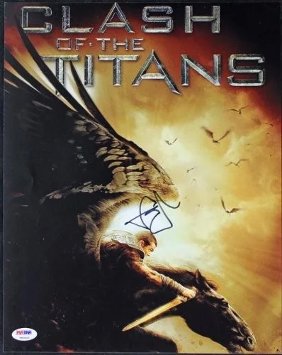 Sam Worthington — Sam Worthington Clash Of The Titans Signed Authentic 11X14 Photo PSA/DNA #T50643, изображение 2