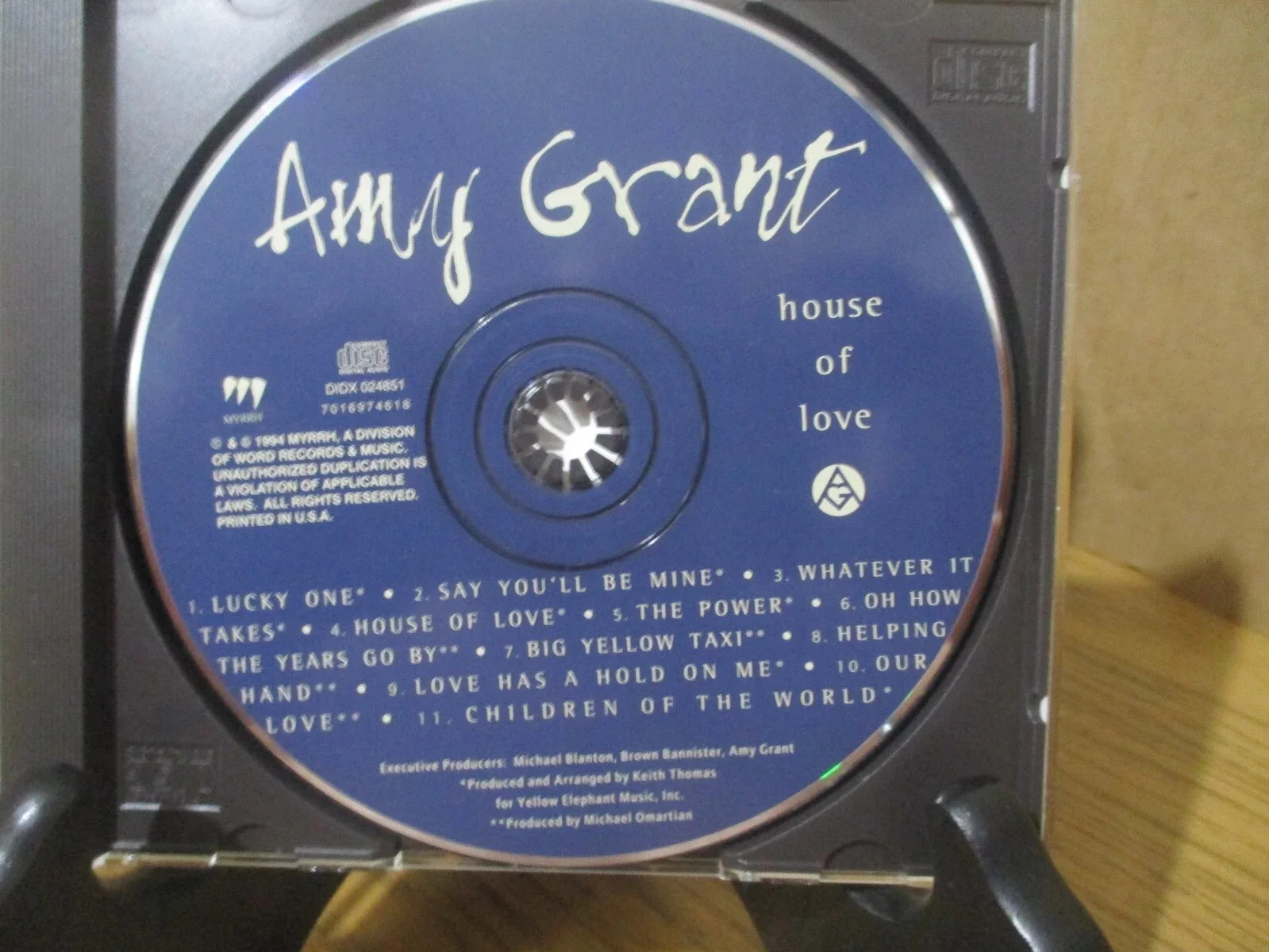 AMY GRANT AUTHENTIC SIGNED/AUTOGRAPHED HOUSE OF LOVE CD, image 3