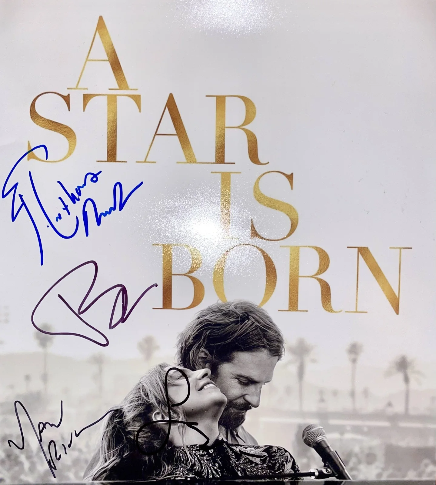 LADY GAGA, BRADLEY COOPER, MARK RONSON, A ROSSOMANDO SIGNED 'A STAR IS BORN' JSA, изображение 3
