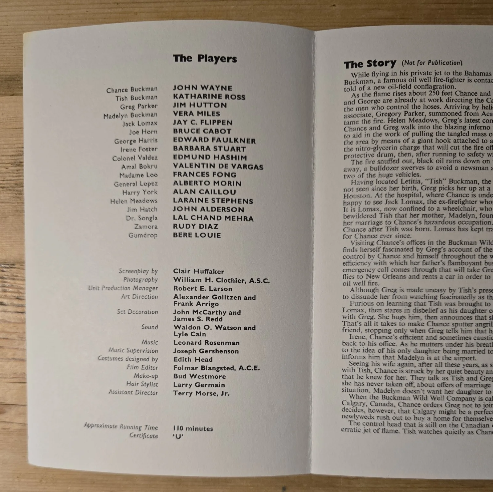 HELLFIGHTERS 1968 UK press booklet John Wayne Katherine Ross Vera Miles, изображение 2