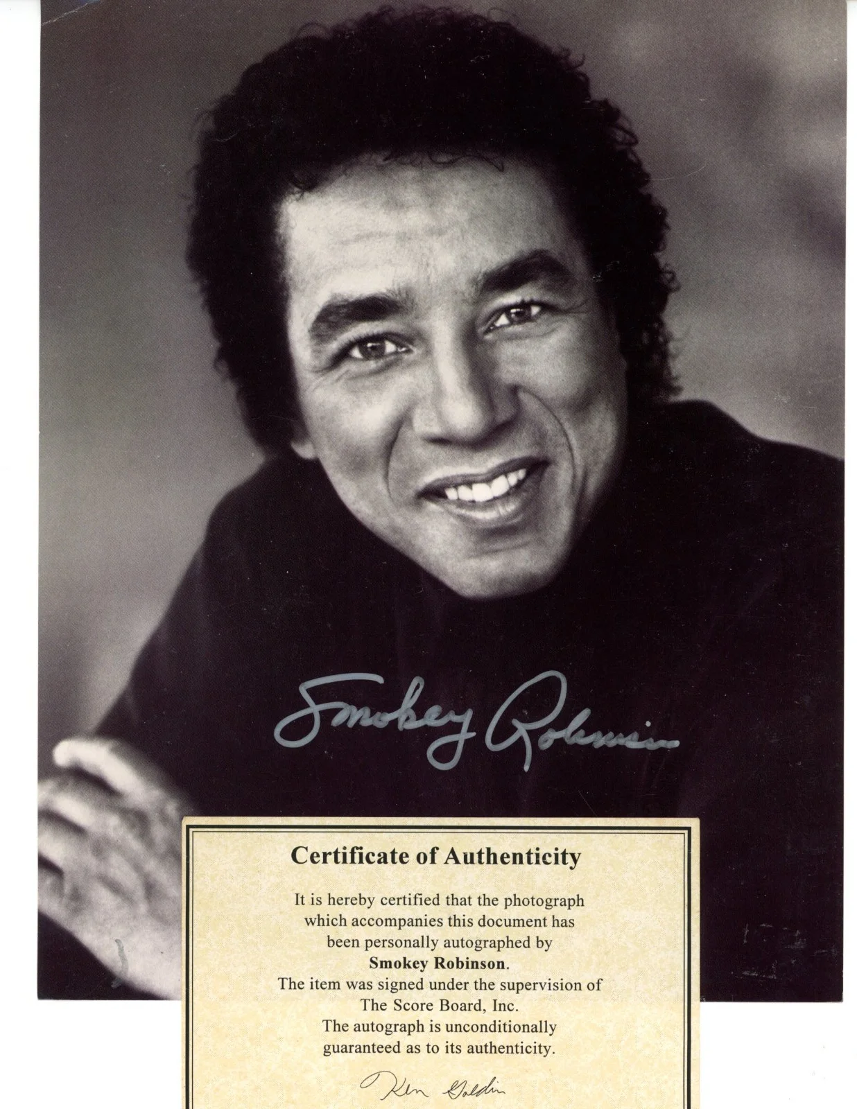 Smokey Robinson — Smokey Robinson Motown Legend Signed Autograph 8x10 - with Ken Goldin COA !, изображение 2