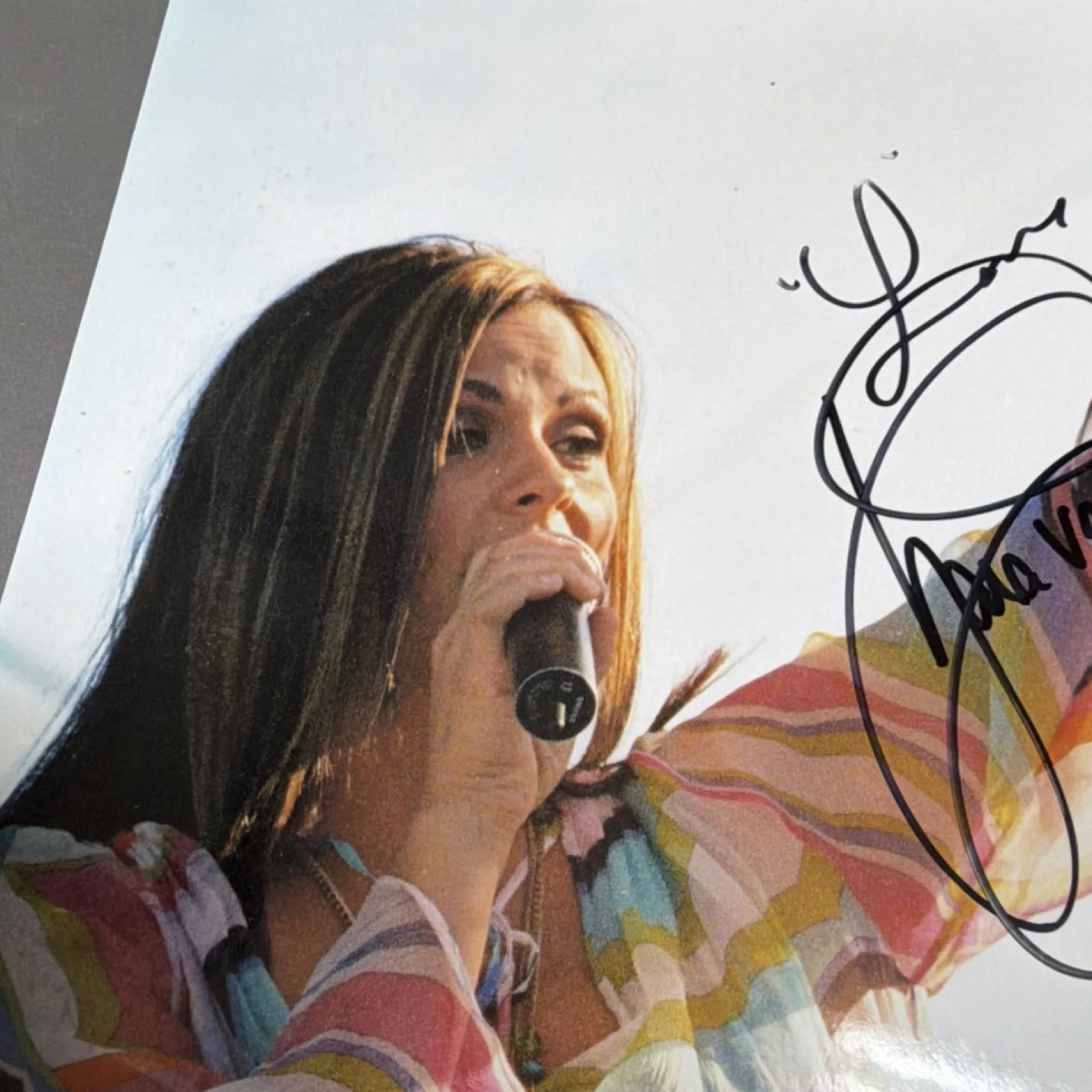 Original Autographed Music Industry Photograph Signed Female Singer Performing, image 3