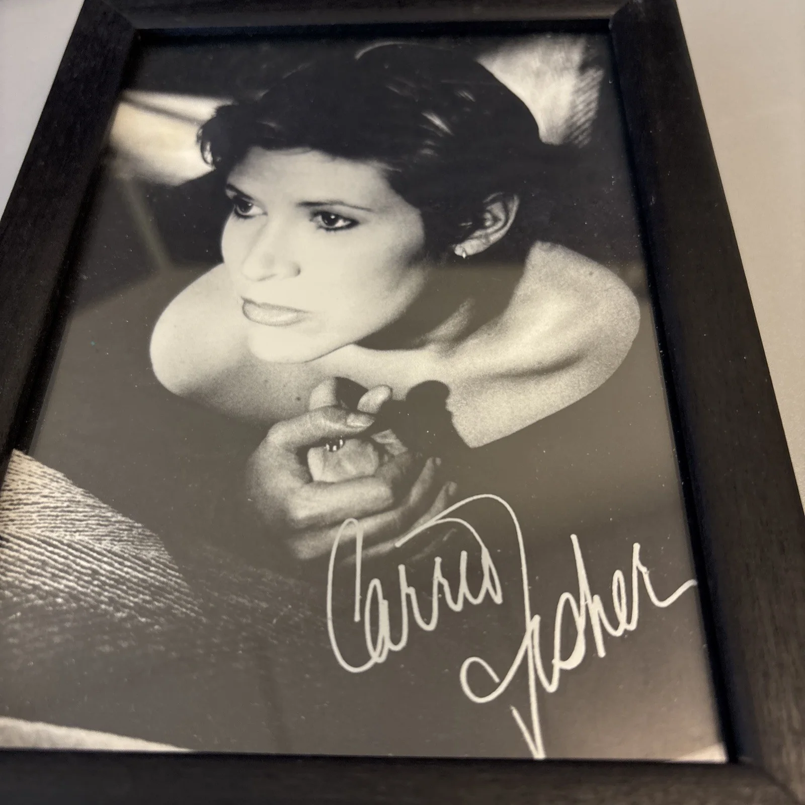 Carrie Fisher Star Wars Princess Leia Autographed Signed 5x7, image 3