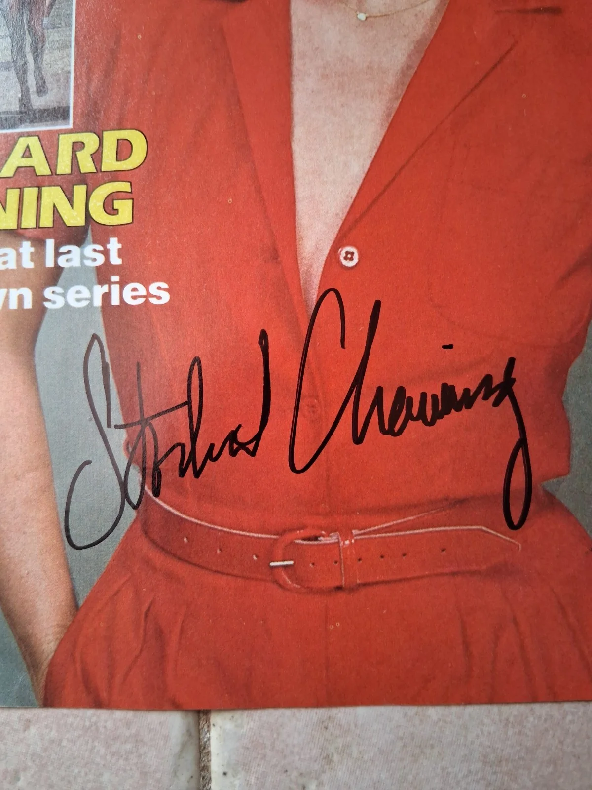 Stockard Channing — Stockard Channing - Autographed Original People Magazine Cover - Grease actress, изображение 2