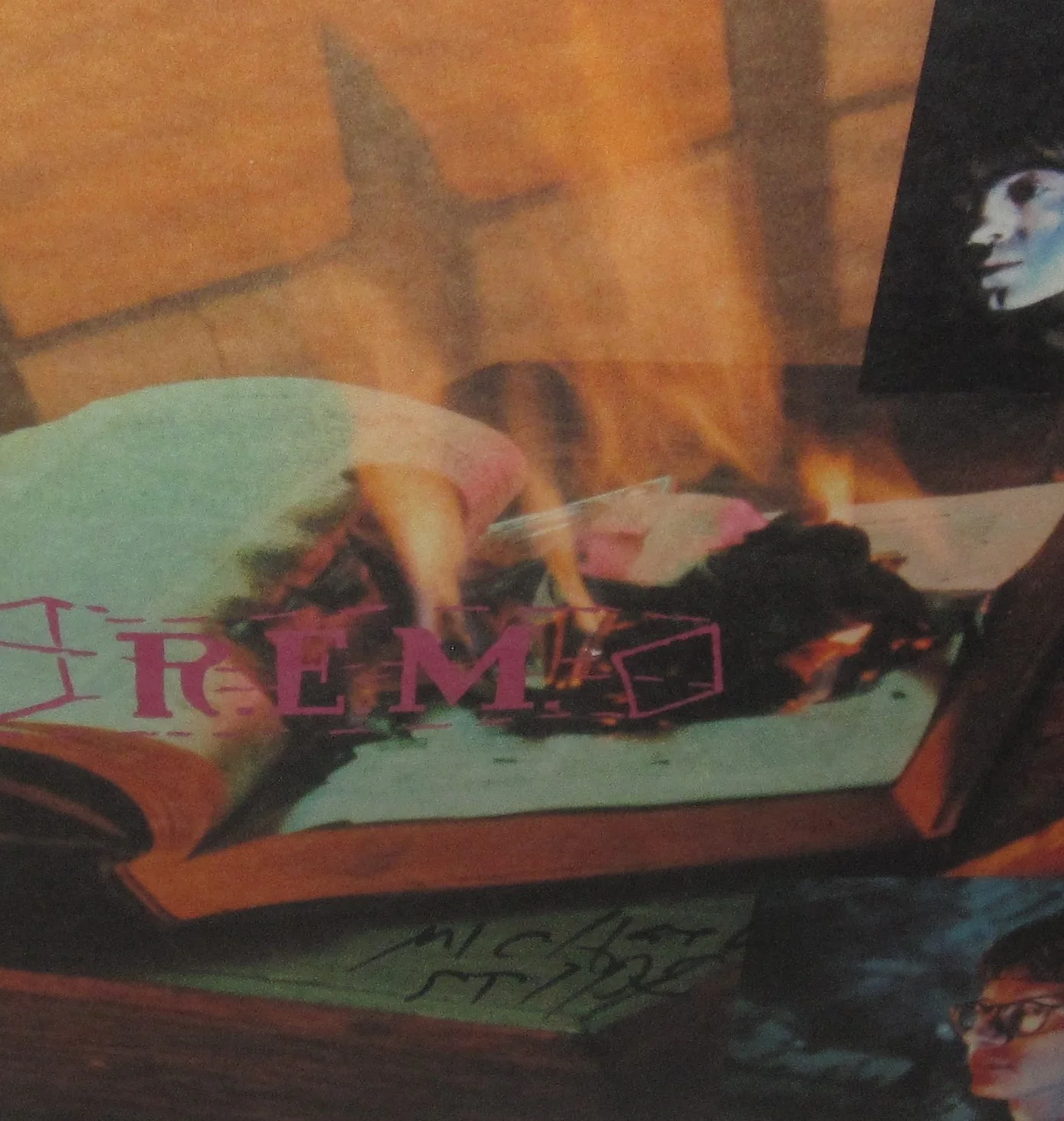 MICHAEL STIPE SIGNED REM ALBUM FABLES OF THE RECONSTRUCTION VINYL AUTOGRAPH JSA, изображение 3
