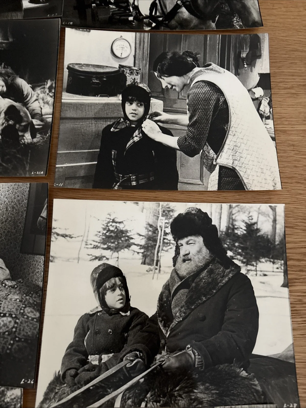 Lies My Father Told Me - Columbia PRESS STILL Lobby Cards Set of 8 Kadar Yadin, изображение 3