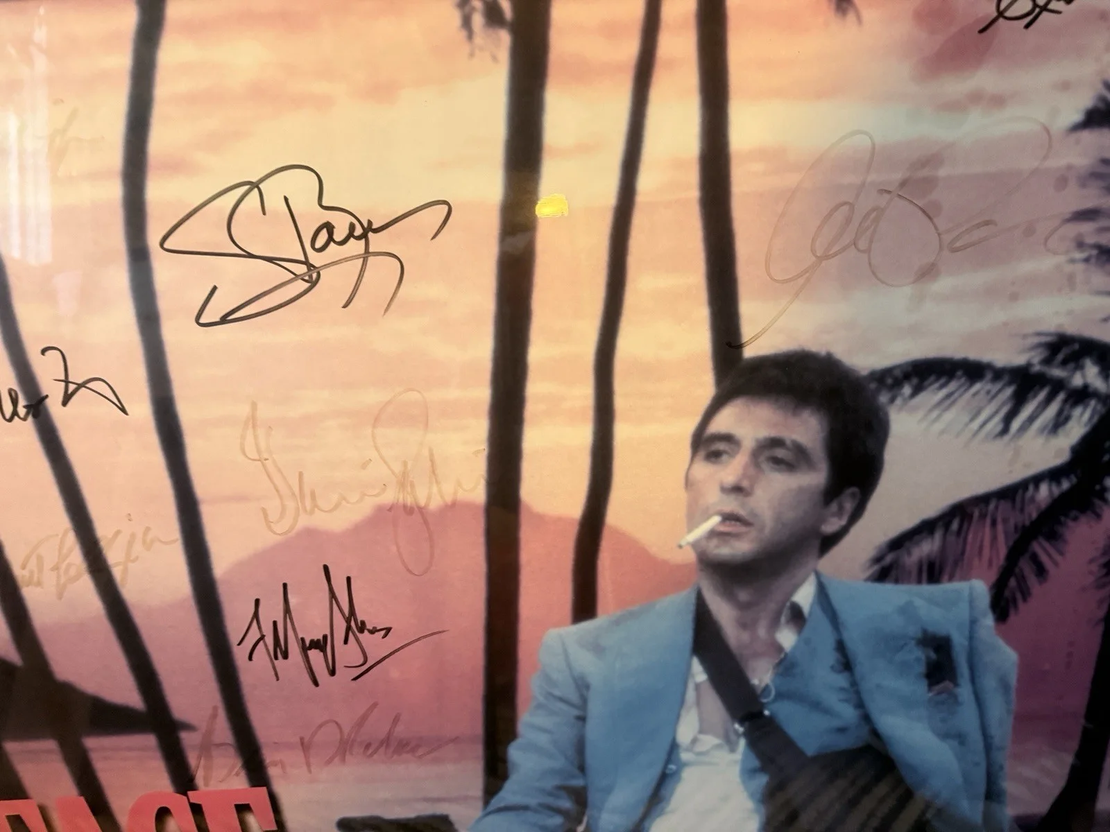Al Pacino, Steven Bauer, Michelle Pfeiffer, Mary Elizabeth Mastr — Scarface Original Autographed Poster Signed by Cast Framed w/ Authentication, image 2