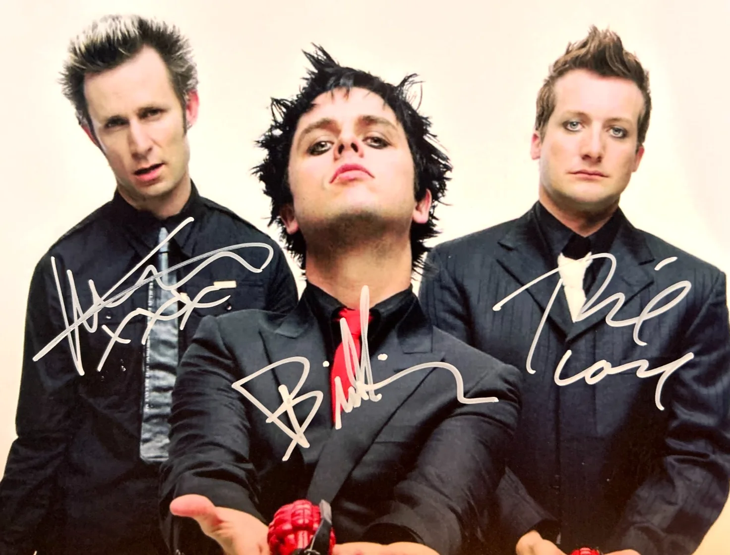 GREEN DAY Signed (Tre, Billie Joe, Mike) Original 8x10 Authentic Autograph w/COA, изображение 3