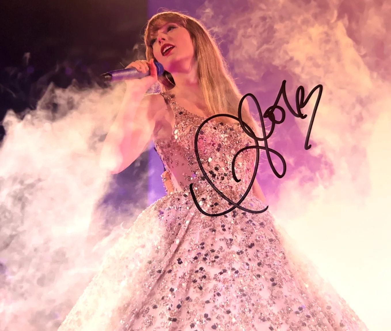 TAYLOR SWIFT Hand Signed 8x10" Autograph Original Authentic Signature w/COA, изображение 3