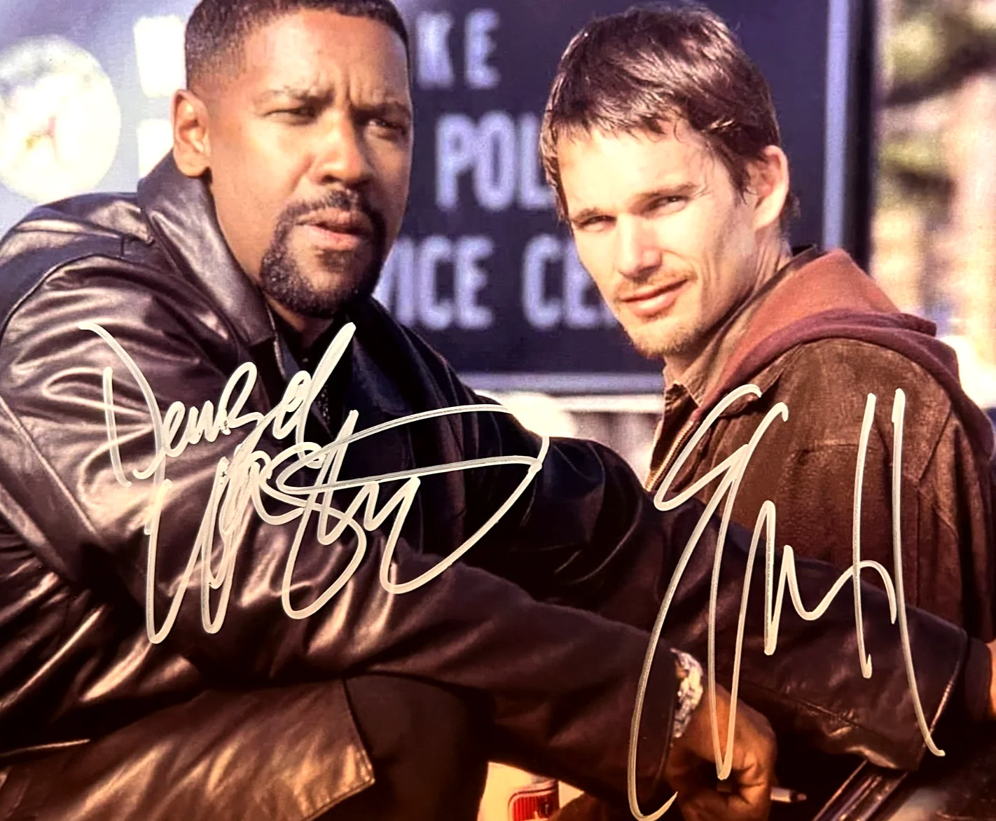 Denzel Washington, Ethan Hawke — TRAINING DAY Signed 8x10" (Denzel, Ethan Hawke) REAL Authentic Autographs w/COA, image 3