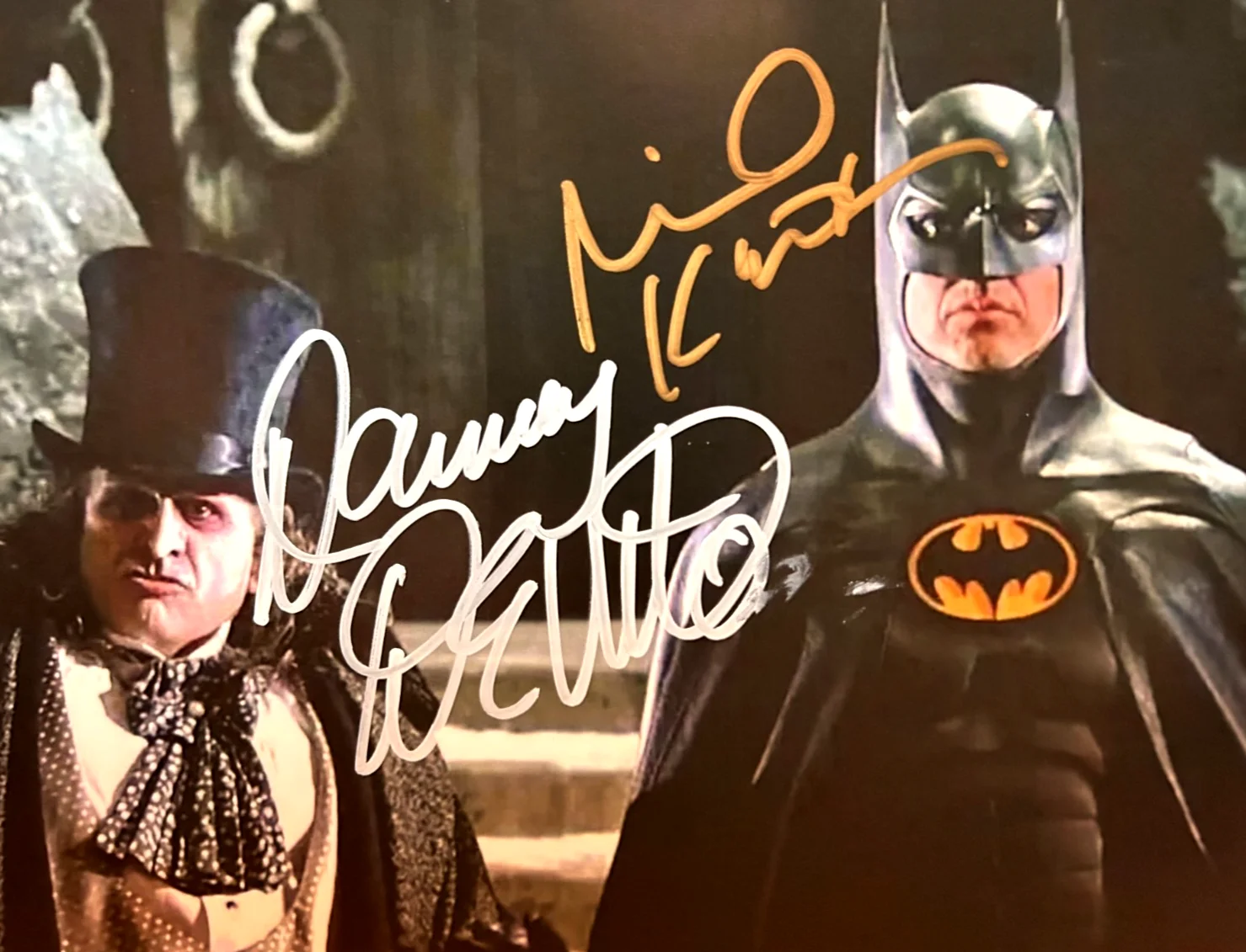 Michael Keaton, Danny DeVito — Michael Keaton, Danny DeVito Signed 8x10" (BATMAN) Authentic Autograph w/COA, image 5