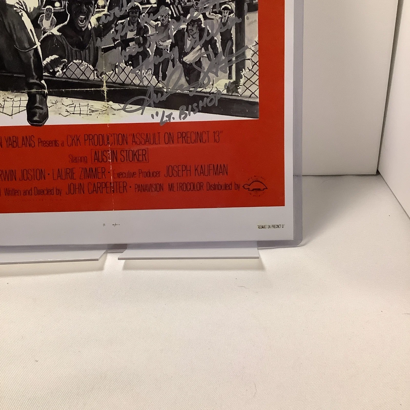 Assault On Precinct 13 SIGNED Movie Poster 11x17 Comes With Toploader, изображение 3