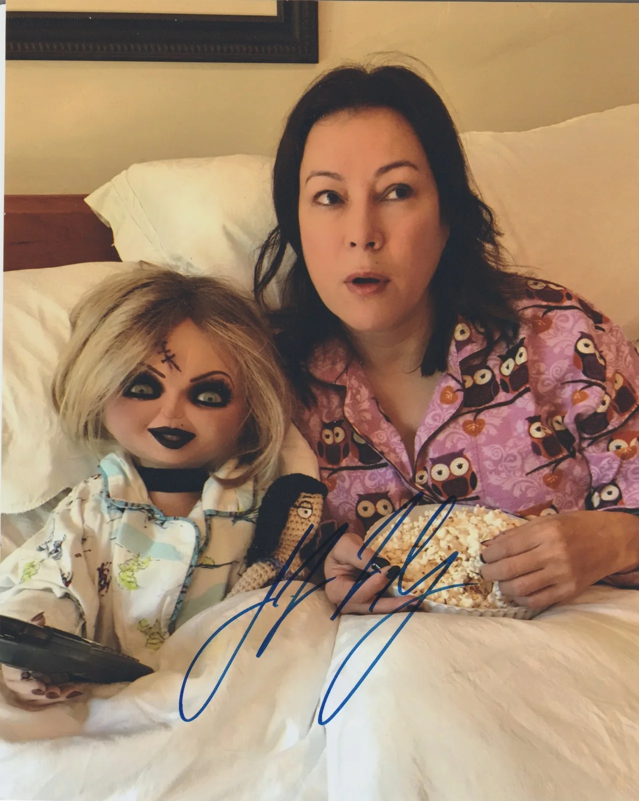 Jennifer Tilly — Jennifer Tilly Signed 8x10 Photo Bride of Chucky Authentic Autograph Milcity-Col