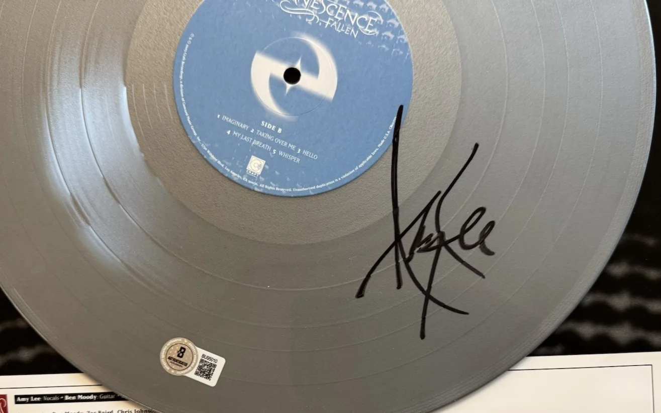 Amy Lee Signed Autographed Limited Edition Fallen Silver LP Evanescence Beckett, image 3