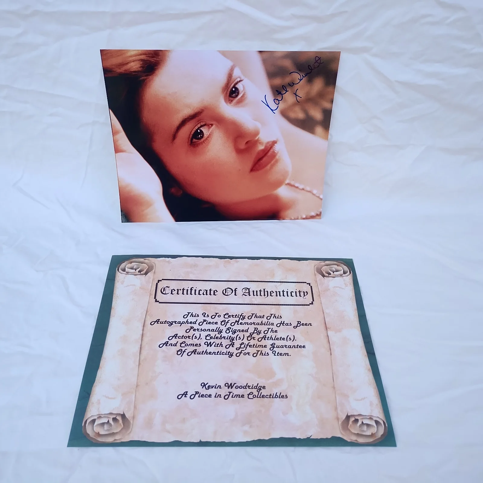 Kate Winslet Signed Autograph 8" X 10" Photo Titanic Leonardo DiCaprio W/ COA, image 2