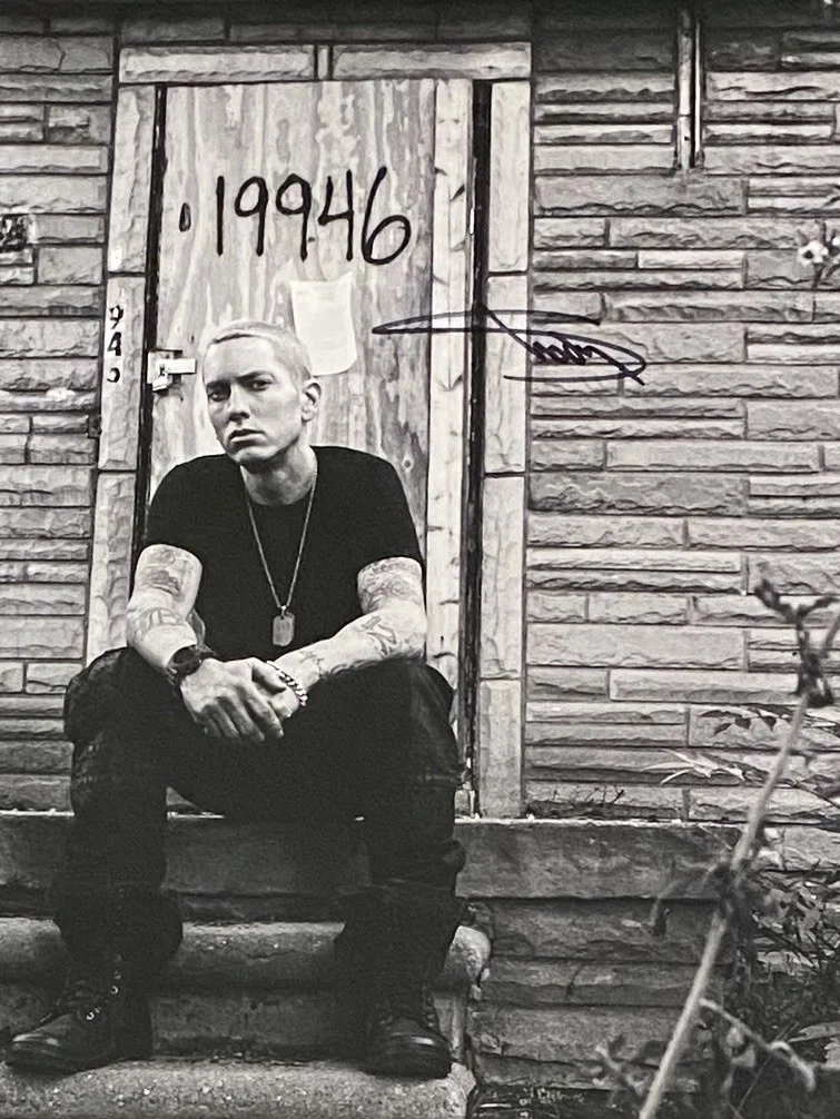 Eminem — Eminem Signed Detroit Childhood Home Lithograph #98/500 – PSA 10 Auto!, изображение 4