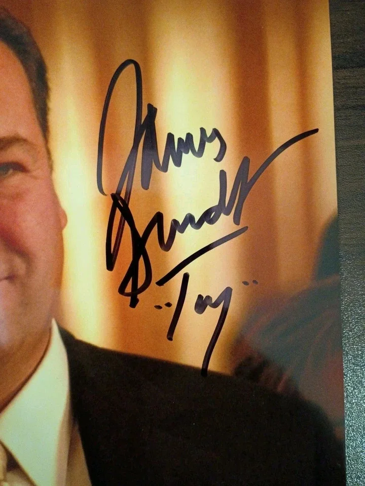 James Gandolfini — James Gandolfini Sopranos Signed 8x10 COA W/Matching Numbered Sticker, image 3