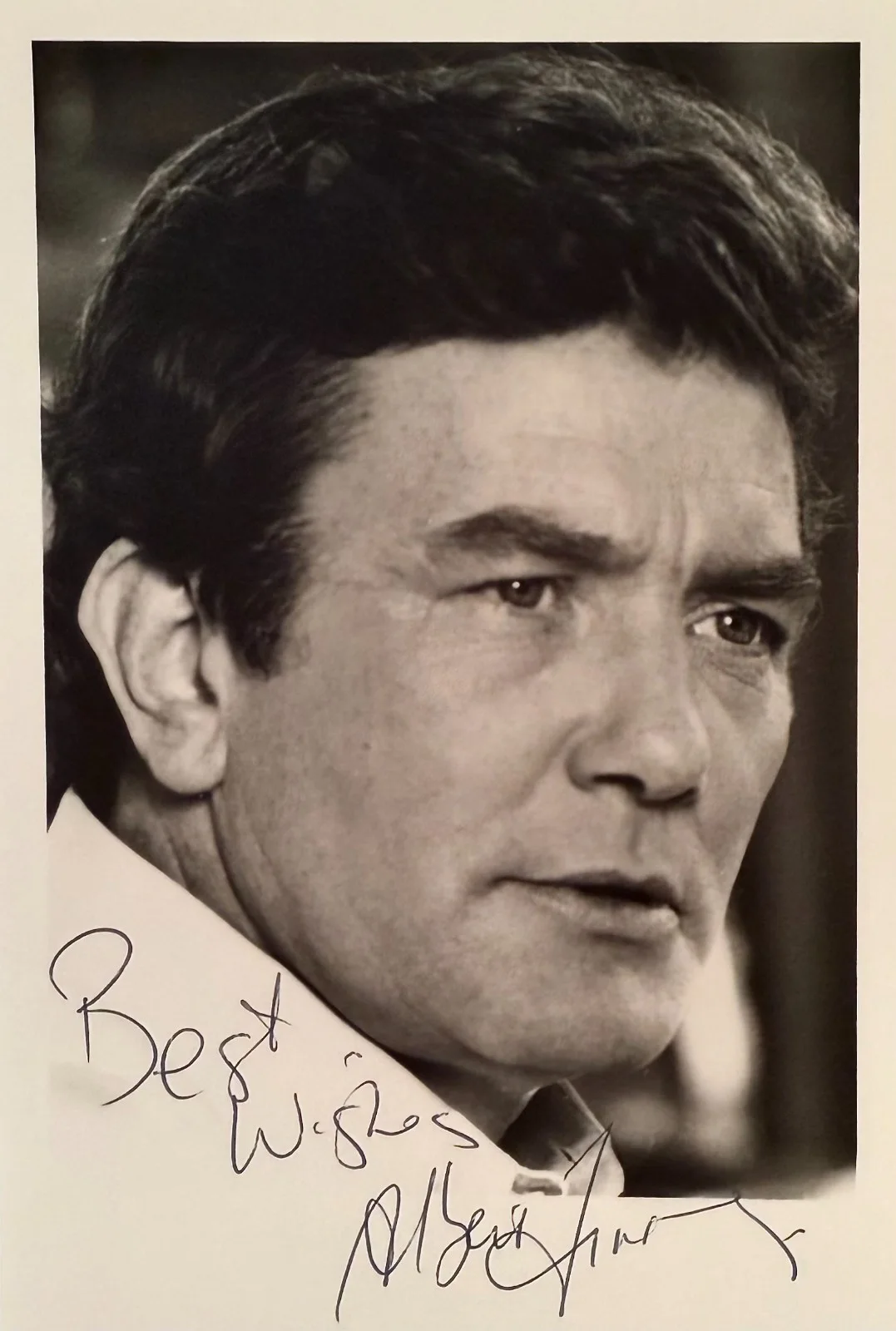 Albert Finney — ALBERT FINNEY Signed Autographed 4"x 6" PHOTO The Bourne Ultimatum WOLFEN