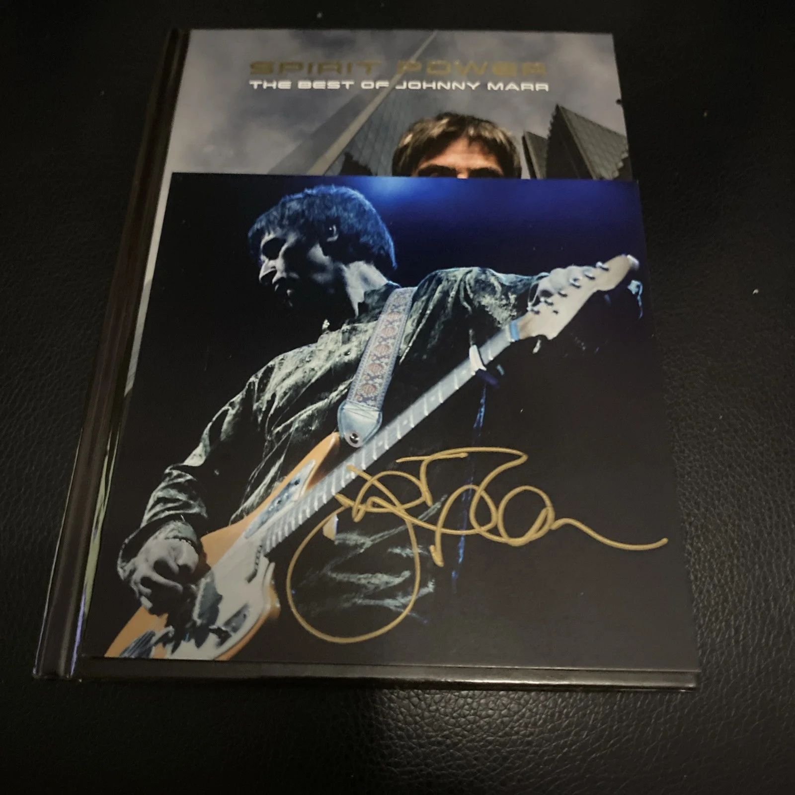 Signed JOHNNY MARR deluxe best of SPIRIT POWER 2CD ~ THE SMITHS - hard back, image 2
