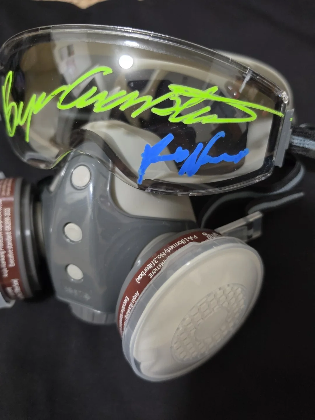 Bryan Cranston — Bryan Cranston & Dean Norris Autographed Breaking Bad Gas Mask KB & WWOC Certs, image 2