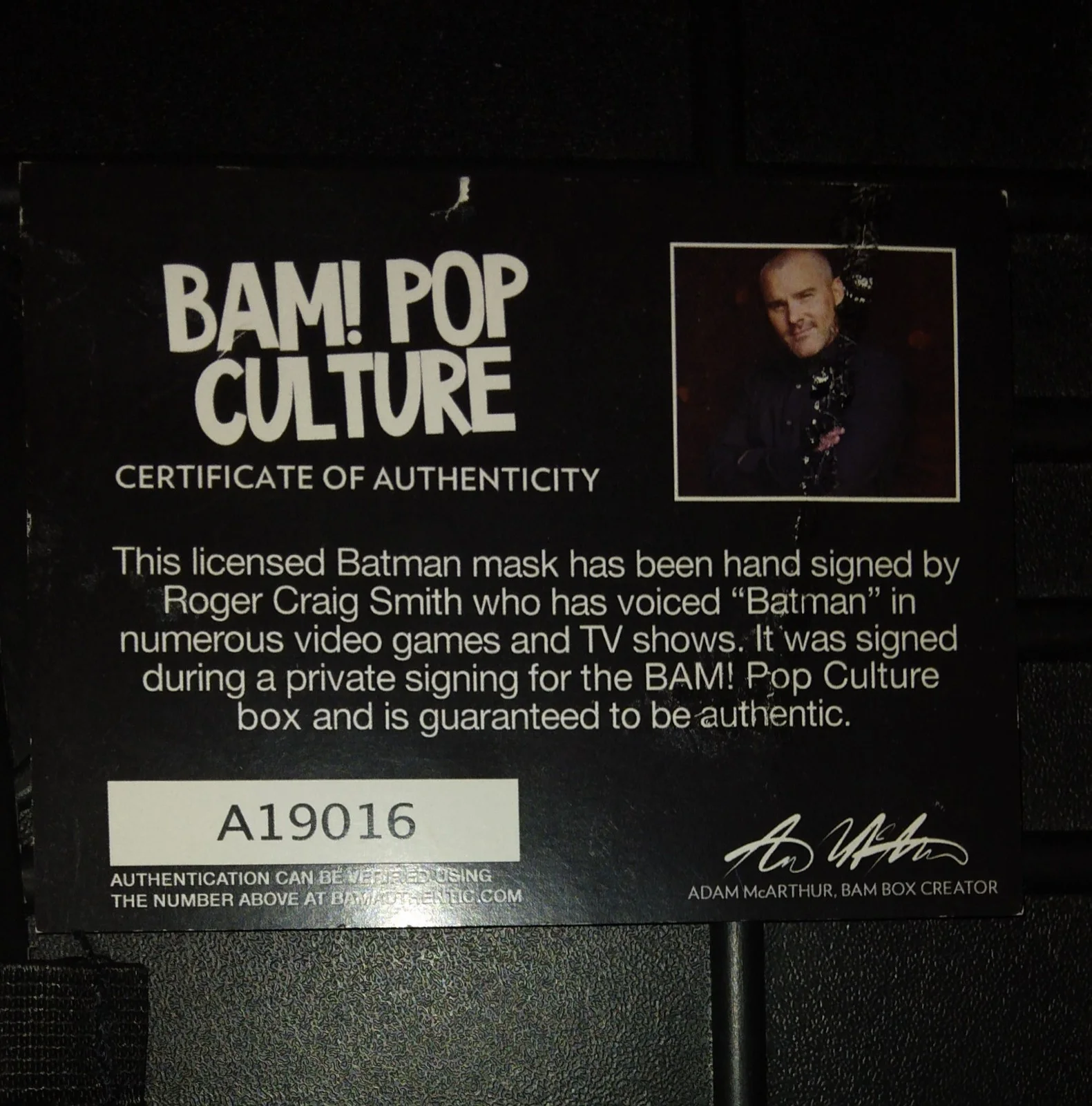 Batman Mask Autograph By Roger Craig Smith Authenticity Verified, image 3