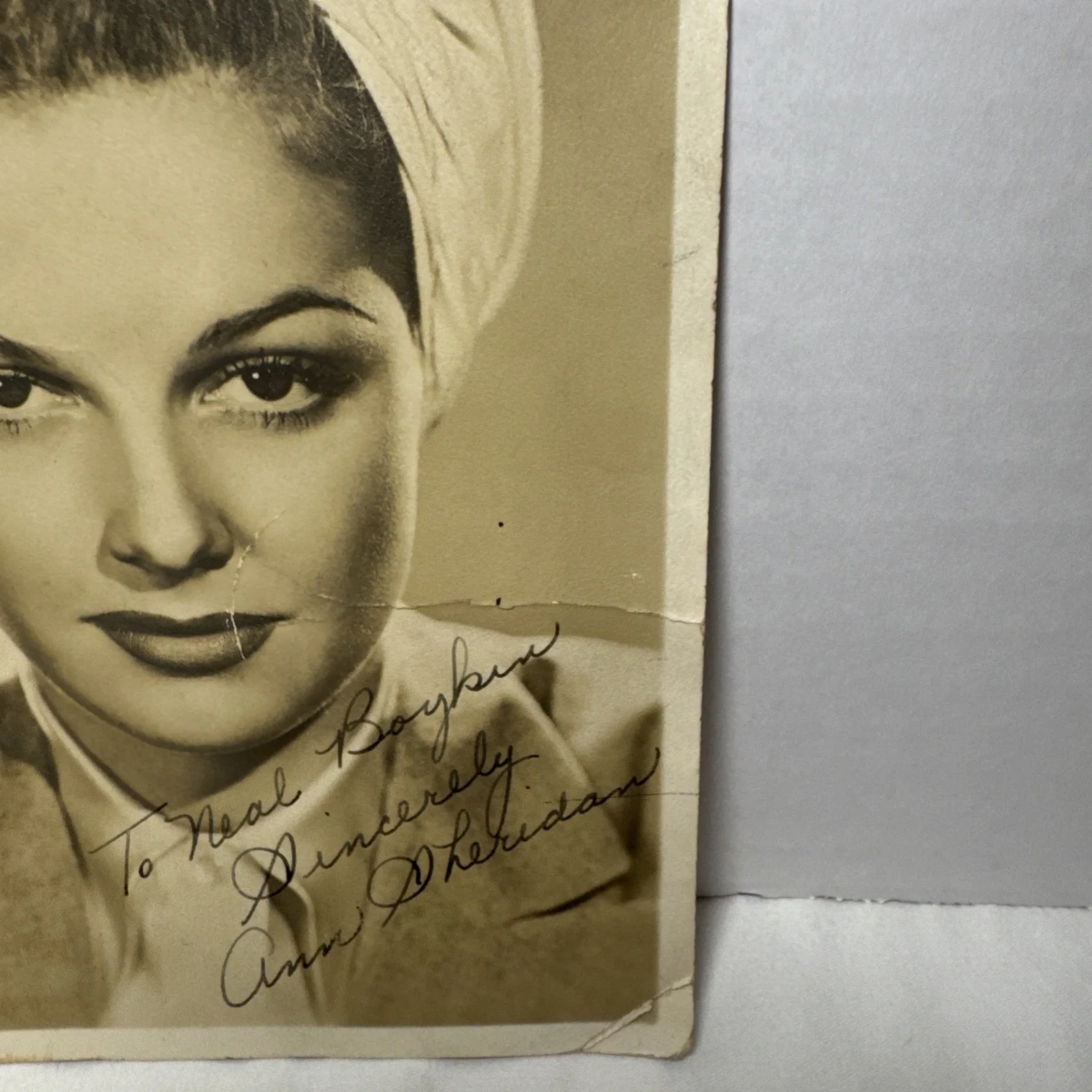 Ann Sheridan — ANN SHERIDAN “The OOMPH GiRL” AUTOGRAPHED INSCRIBED Hand Signed PHOTOGRAPH., изображение 4