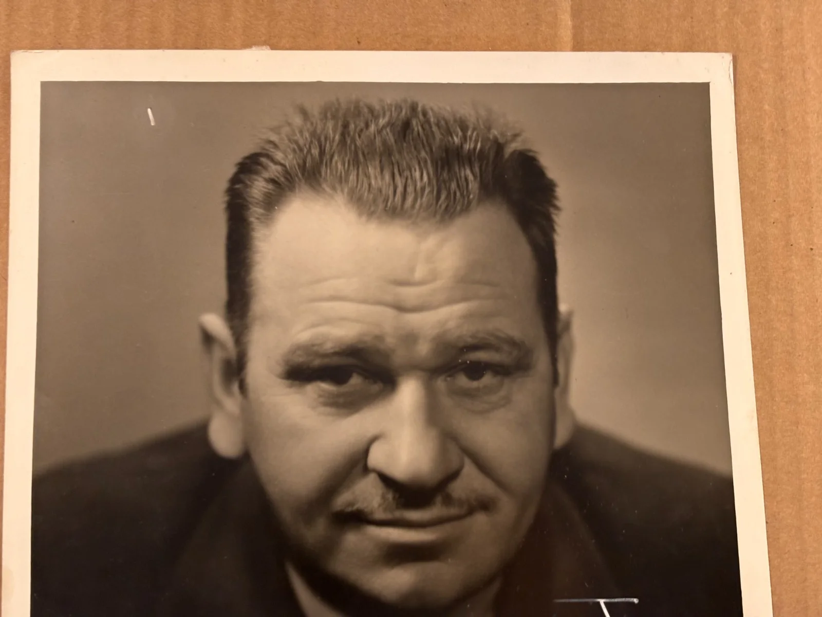 Wallace Beery Very Rare Very Early Autographed Oversize 10/13 Photo 30s Hurrell, изображение 2