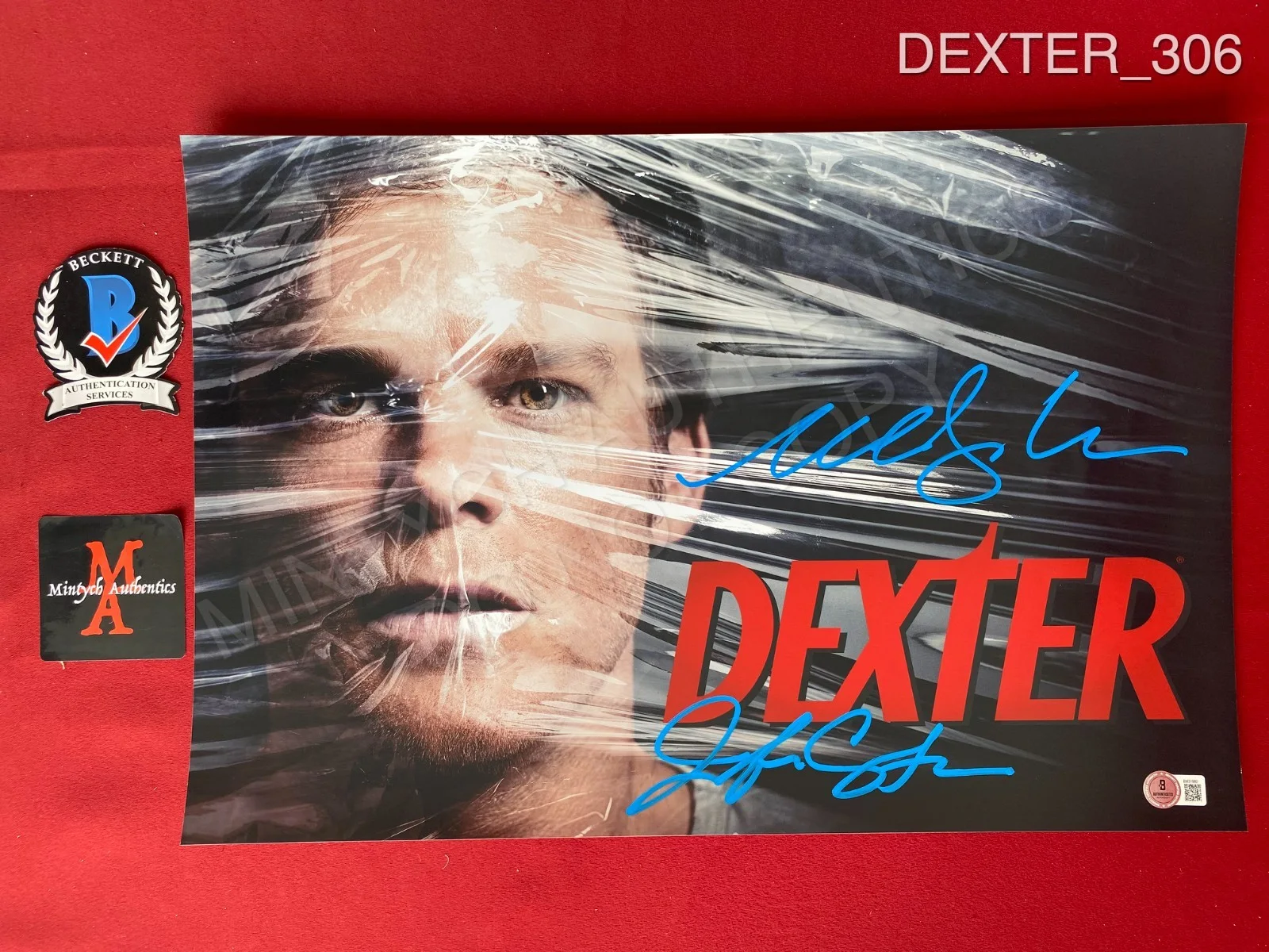 Jennifer Carpenter, Michael C. Hall — Jennifer Carpenter Michael C. Hall dual signed Dexter 12x18 photo Beckett COA