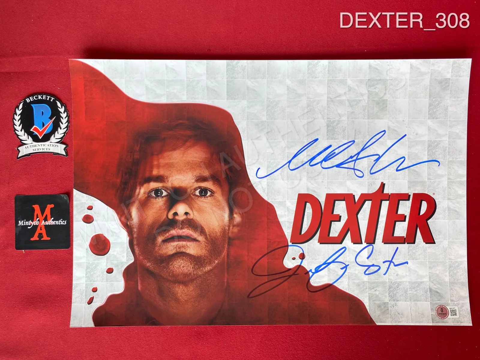 Jennifer Carpenter, Michael C. Hall — Jennifer Carpenter Michael C. Hall dual signed Dexter 12x18 photo Beckett COA