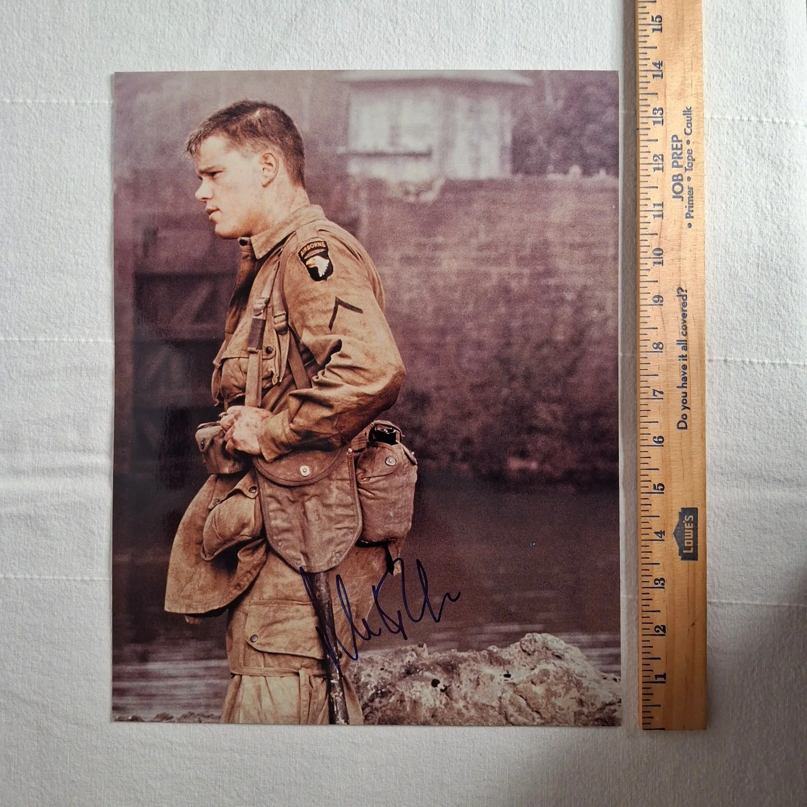 Matt Damon — MATT DAMON Autograph Signed 11X14 SAVING PRIVATE RYAN Color Photo w/ COA 1998, изображение 4