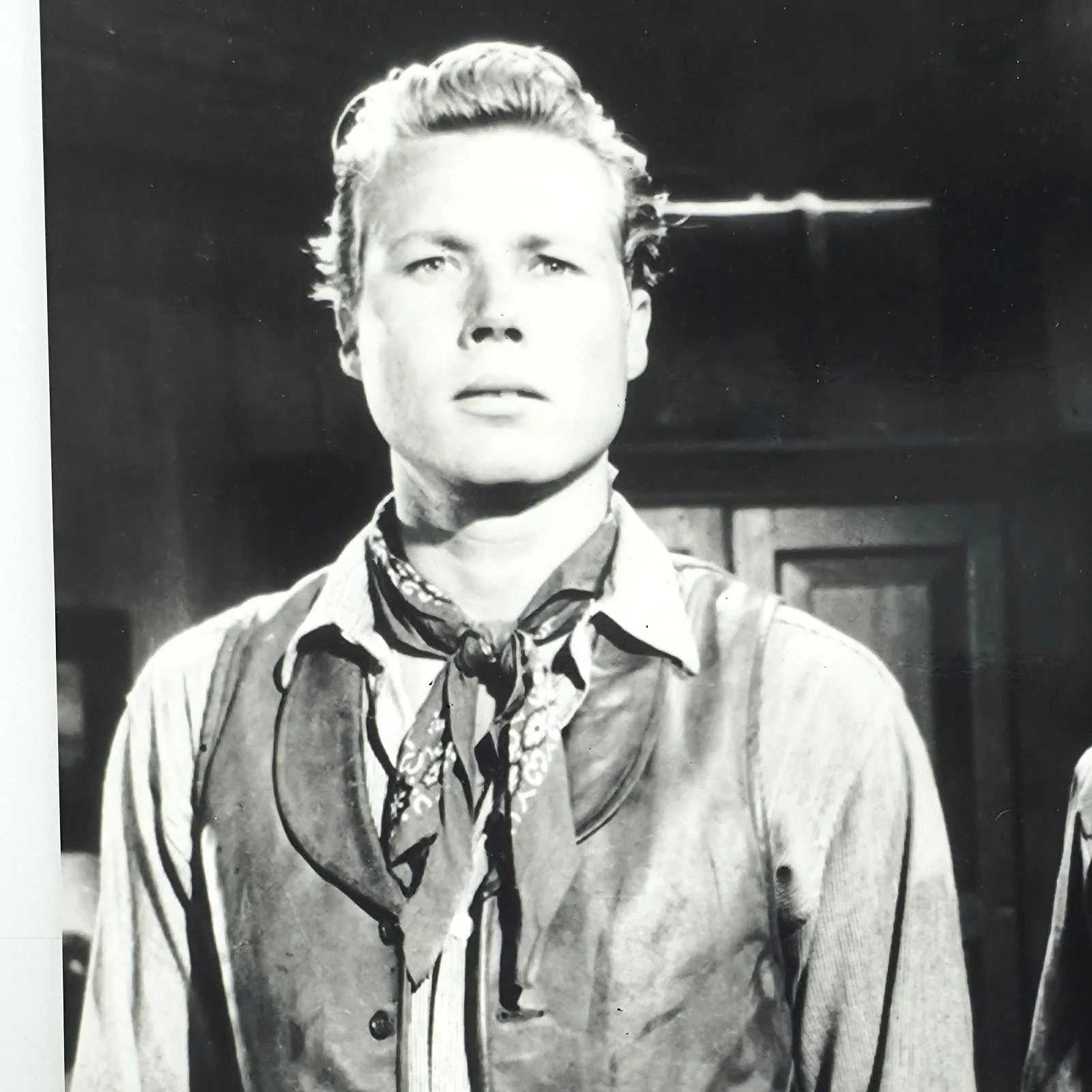 ROBERT FULLER — ROBERT FULLER SIGNED 11X14 PHOTO Laramie, Wagon train, Emergency etc., image 3