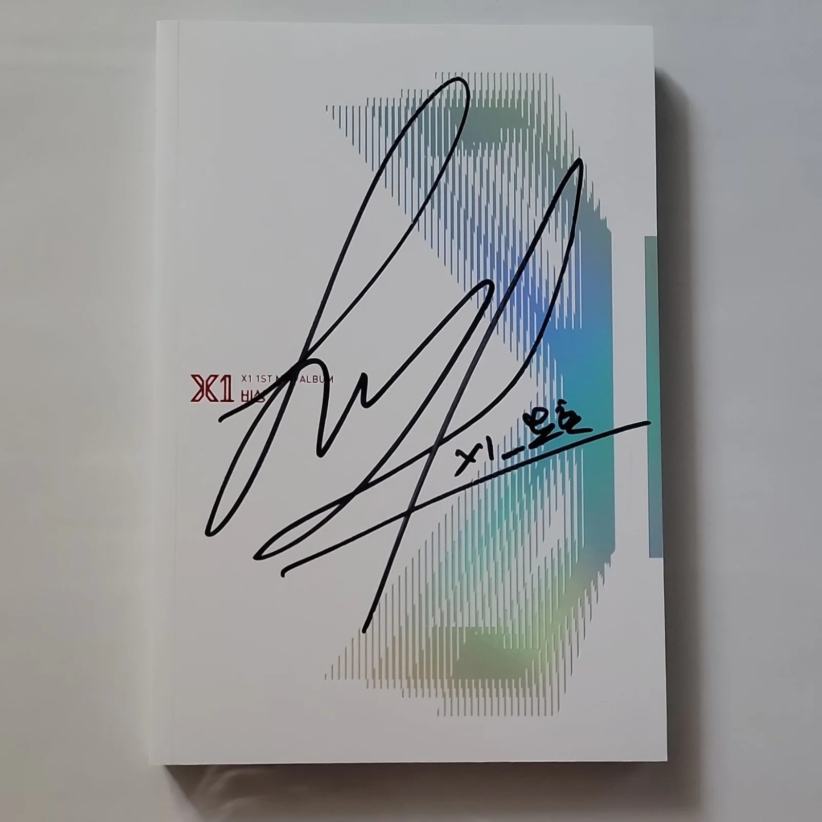 Signed Kim Yohan - X1 1st Mini Album CD & Booklet, изображение 3