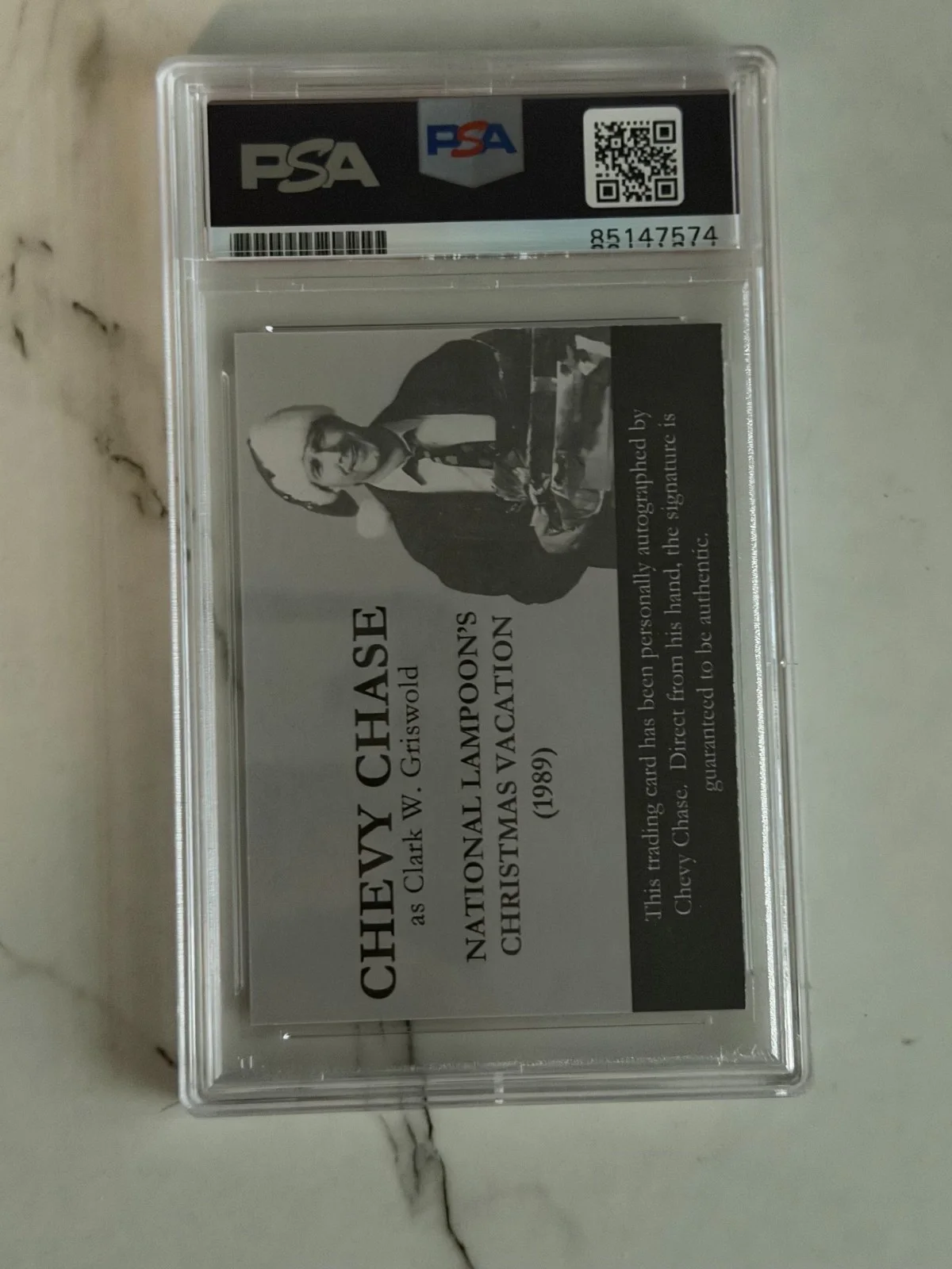 Chevy Chase — Chevy Chase Signed Lampoon’s Christmas Vacation Trading Card PSA/DNA AUTO CLARK, image 2