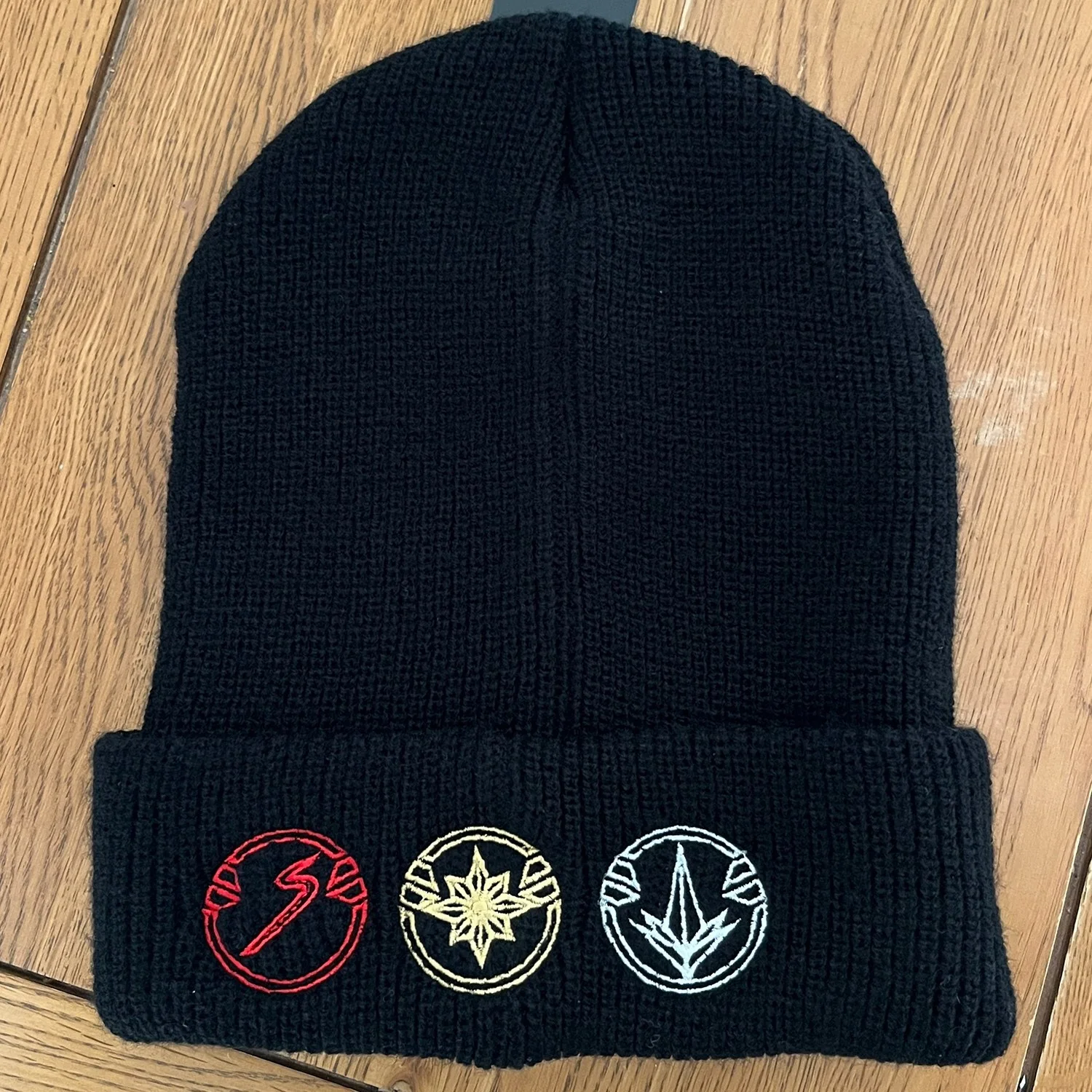 THE MARVELS Movie Cast & Crew Beanie Hat Film Production Gift Marvel Studios OS, изображение 2