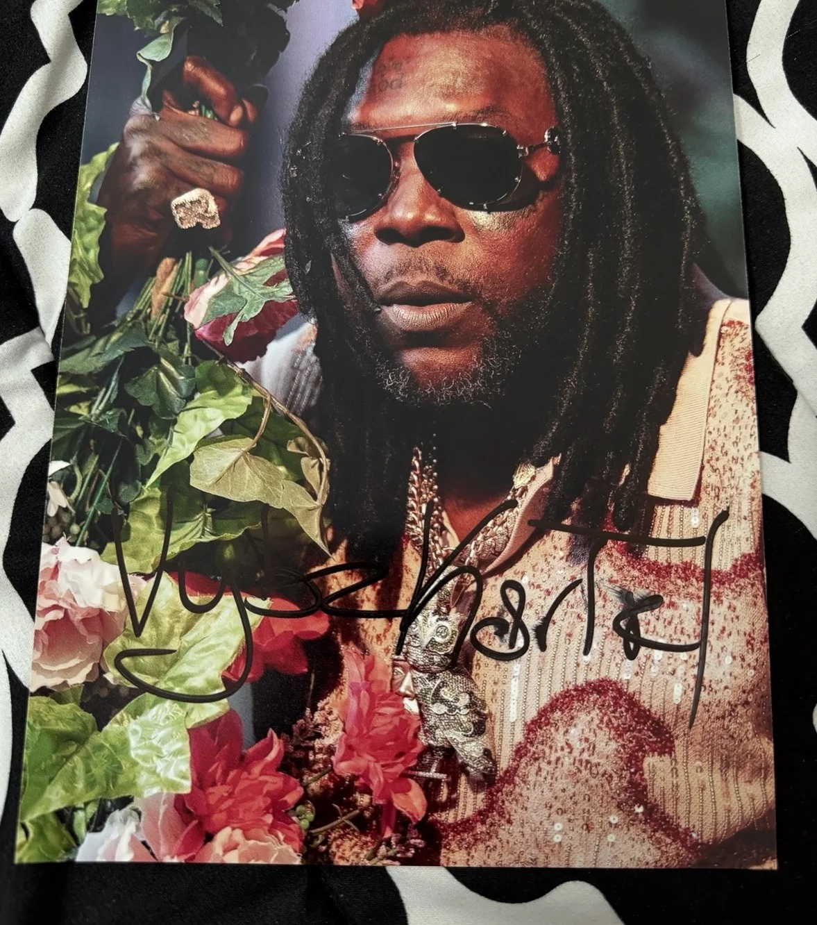 VYBZ KARTEL SIGNED 8x12 PHOTO AUTOGRAPHED DANCEHALL LEGEND, изображение 2