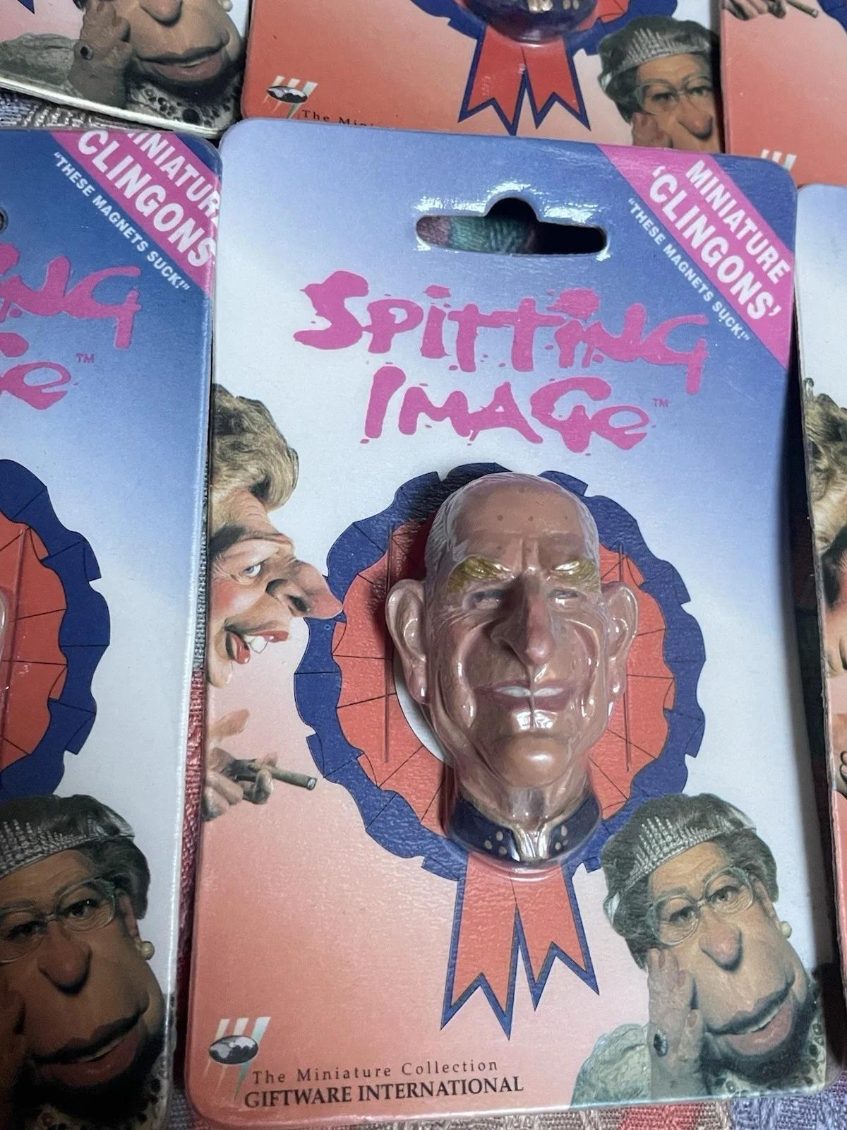 Vintage Rare Spitting Image Miniature Clingons Magnet Fridge Prince Philip, изображение 3